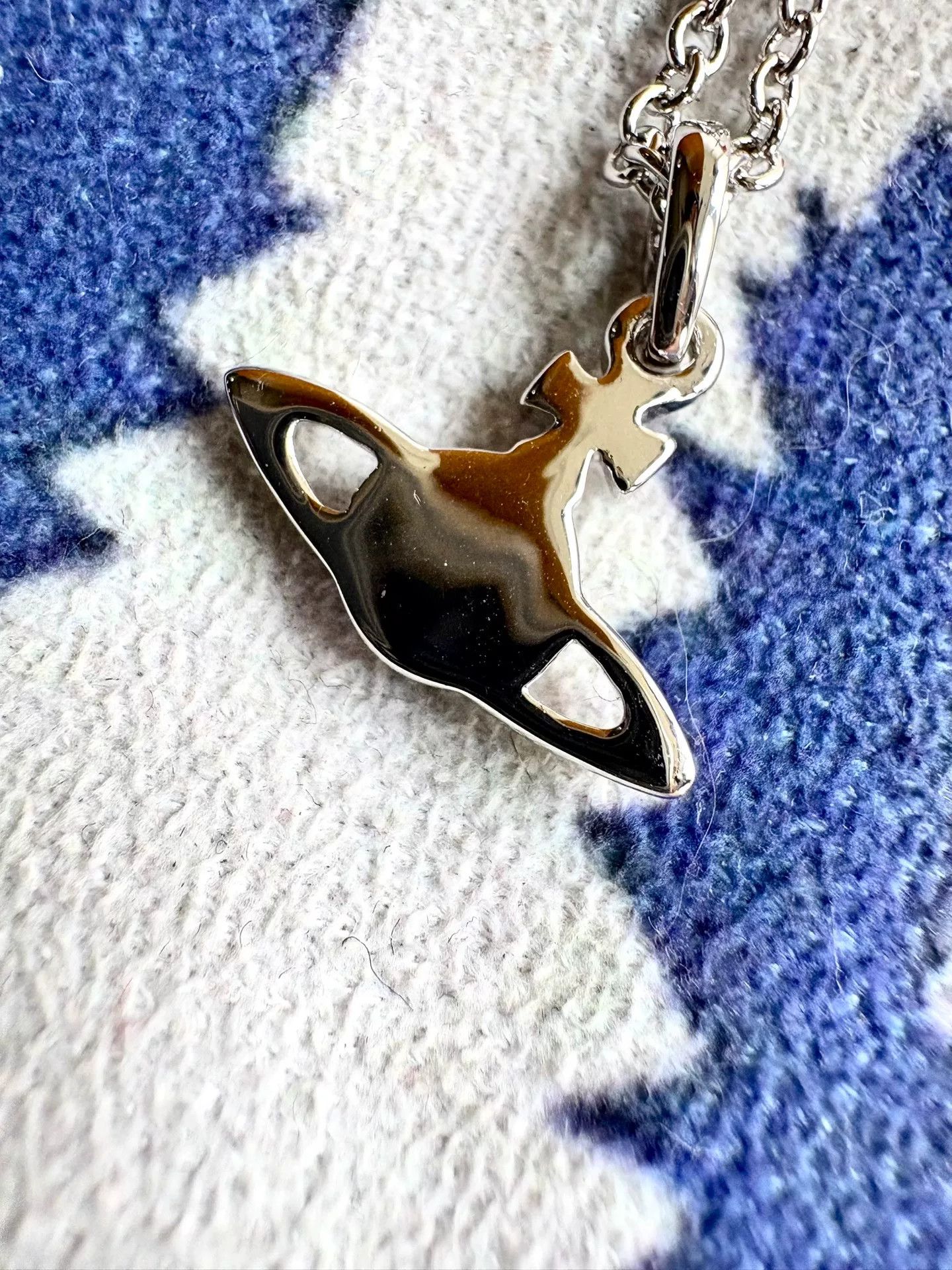 Vivienne Westwood Vivienne Westwood Silver Saturn Necklace Size ONE SIZE - 3 Thumbnail