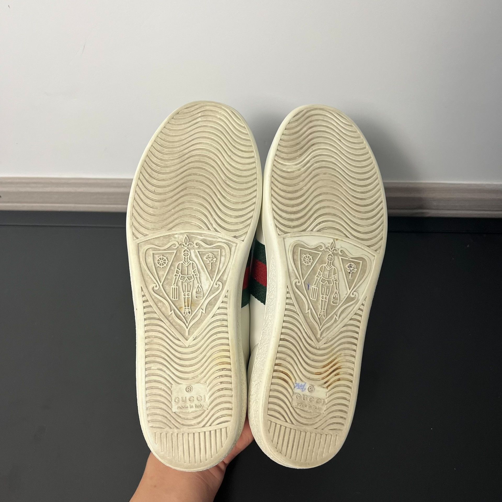 Gucci gucci white bee platform sneakers size 37.5 Size US 7.5 / IT 37.5 - 5 Thumbnail