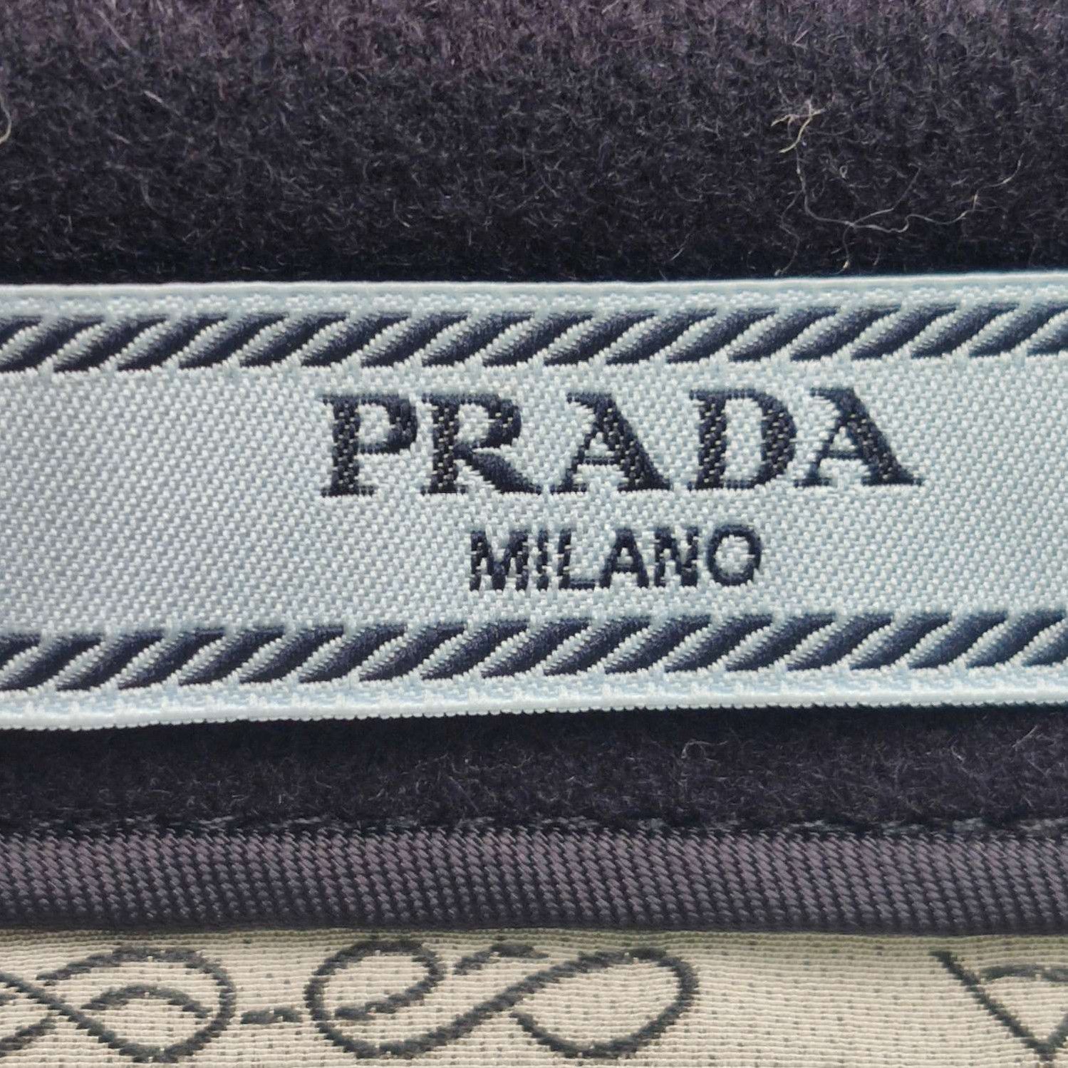 Prada Prada Logo Detail Navy Mini Skirt 0089 Size 38" / US 16 / IT 52 - 6 Thumbnail