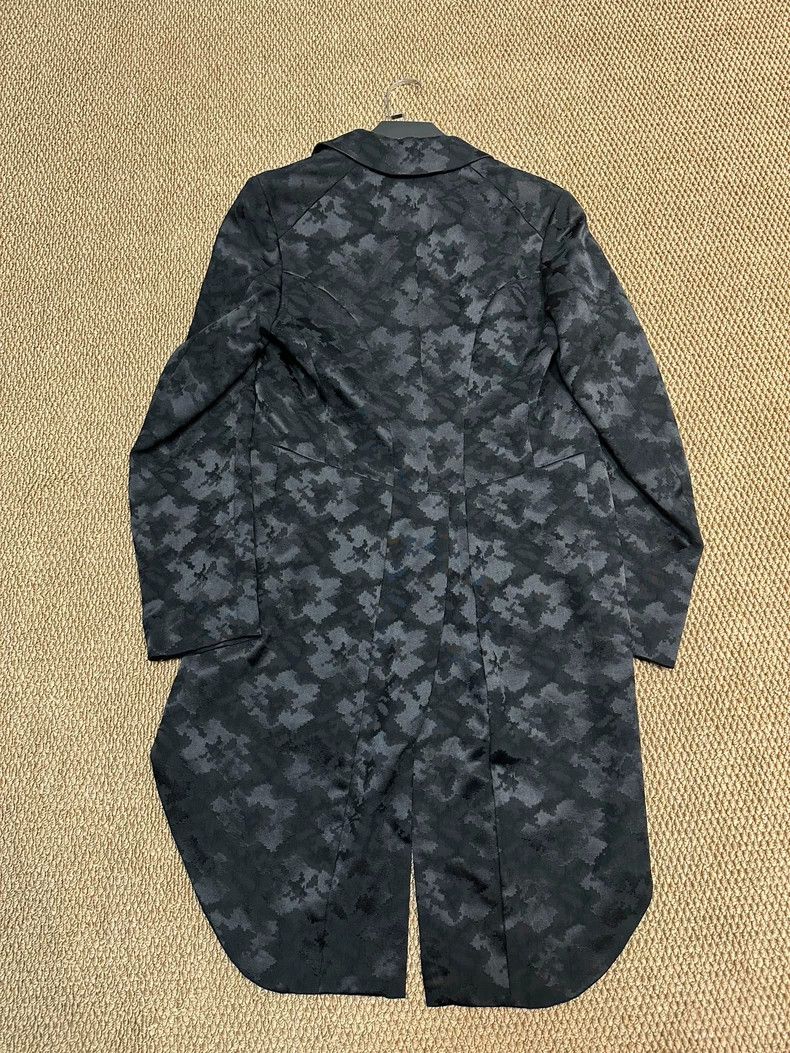 Comme des Garcons Comme des Garcons Embroidered Cocoon Coat Size US S / EU 44-46 / 1 - 6 Thumbnail