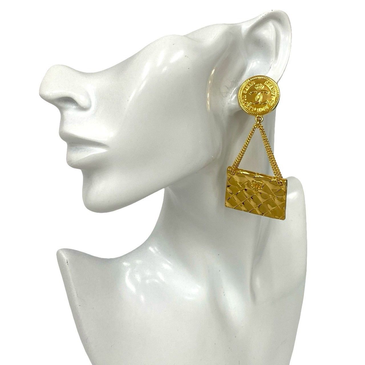 Chanel Chanel Chanel Coco Mark Matelassé Earrings Metal Earrings DUTY FREE for USA Size ONE SIZE - 2 Thumbnail