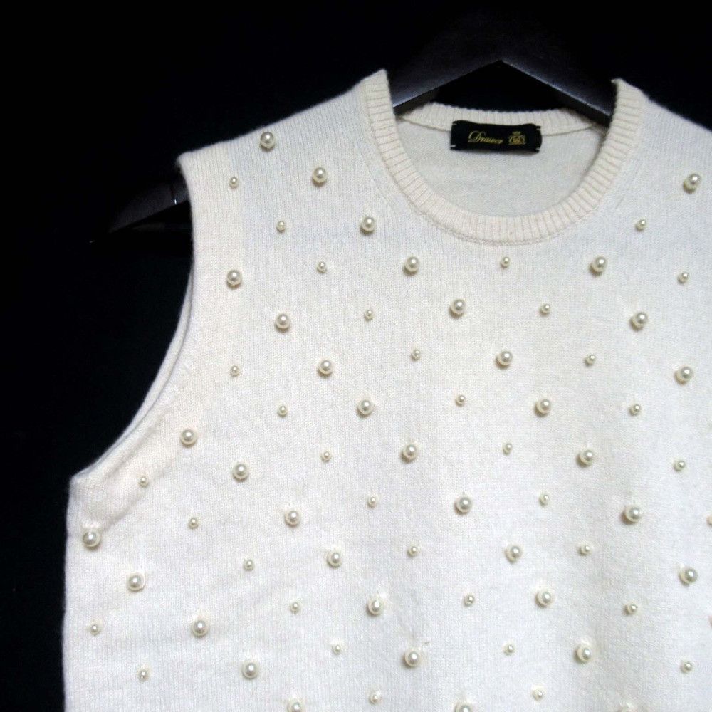 Other Other Drawer CA9G PEARL NSLV PO Cashmere Sleeveless Knit Others Tops 6518-199-0349 DUTY FREE for USA Size ONE SIZE - 3 Thumbnail