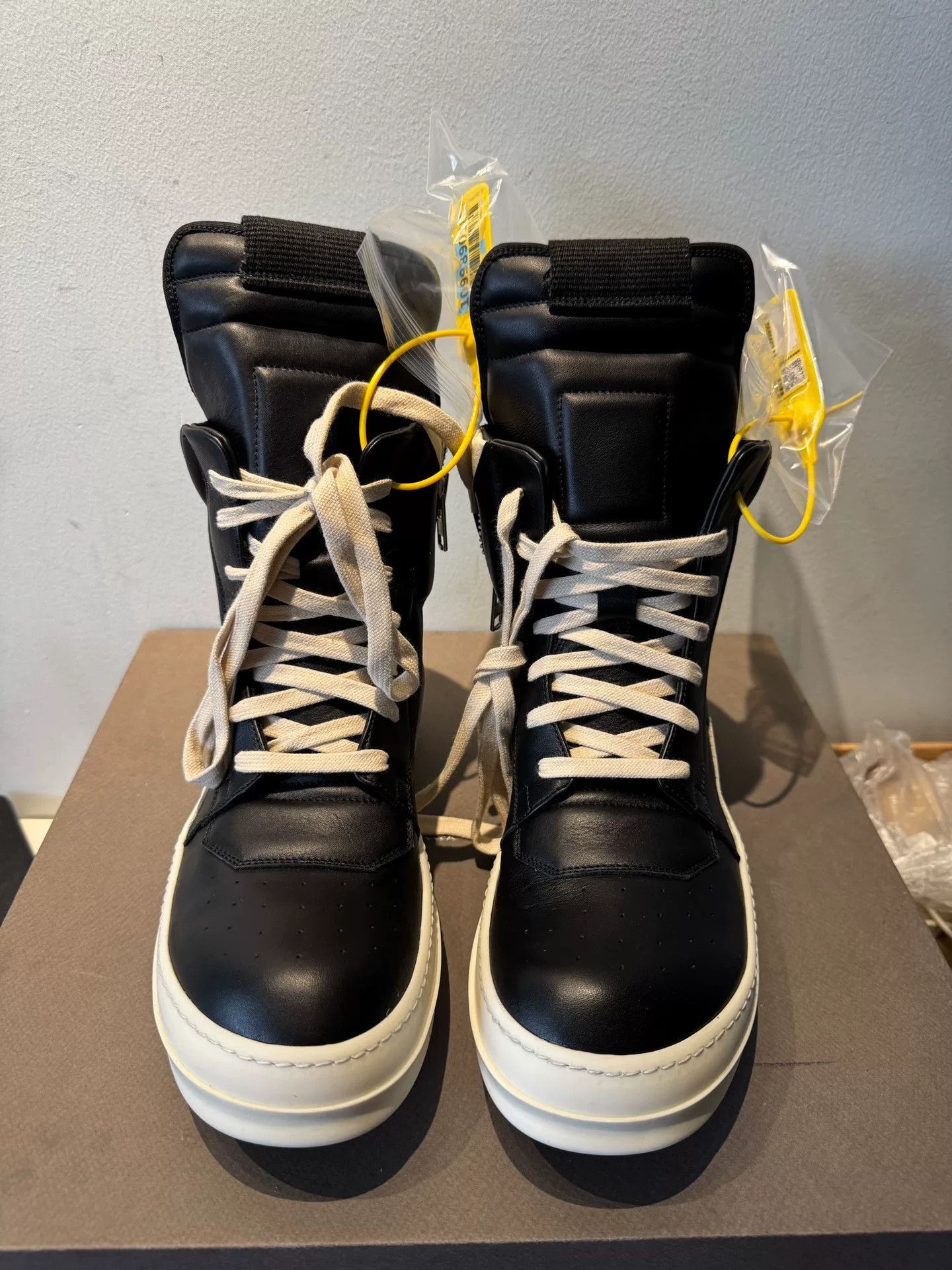 Rick Owens rick owens mainline triangle sneakers size 39.5 Size US 8.5 / EU 41-42 - 2 Thumbnail