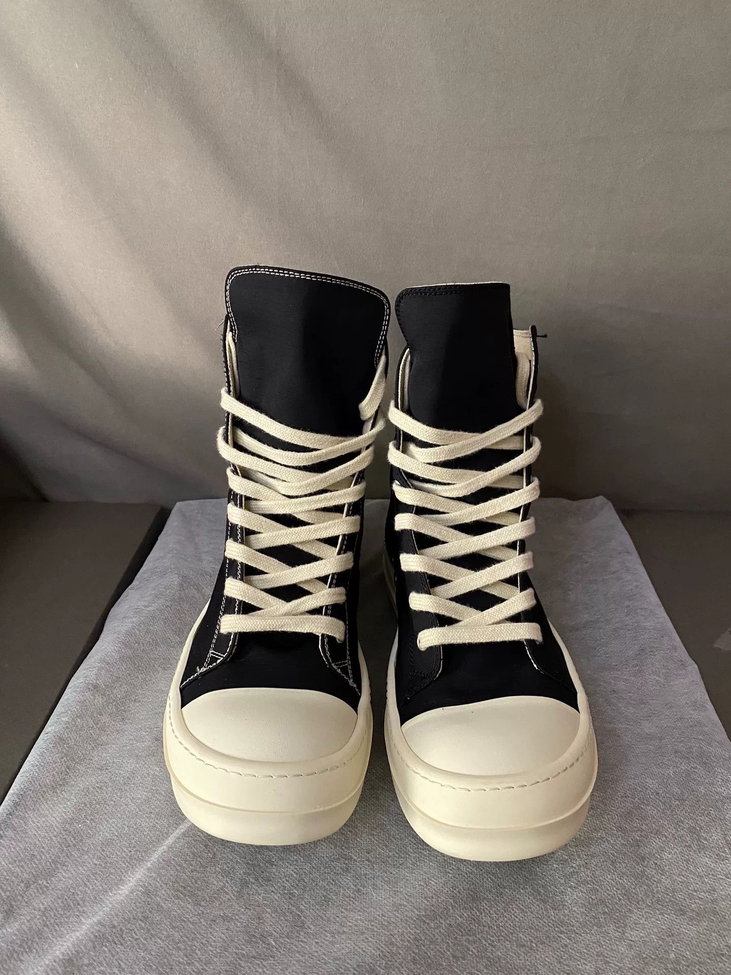 Rick Owens rick owens high-top sneakers in black and cream Size US 8.5 / EU 41-42 - 2 Thumbnail