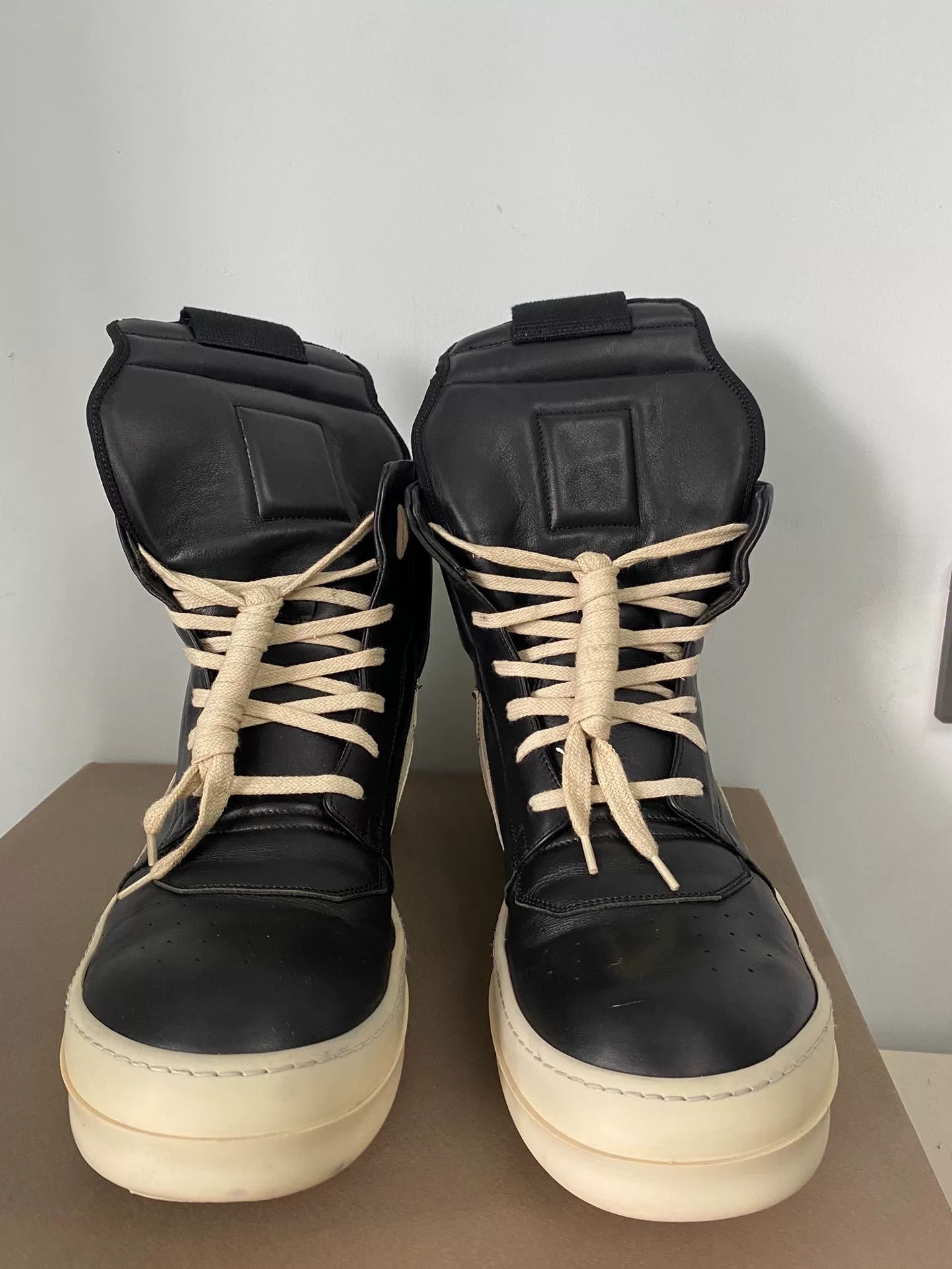 Rick Owens rick owens black leather high-top sneakers Size US 10 / EU 43 - 2 Thumbnail