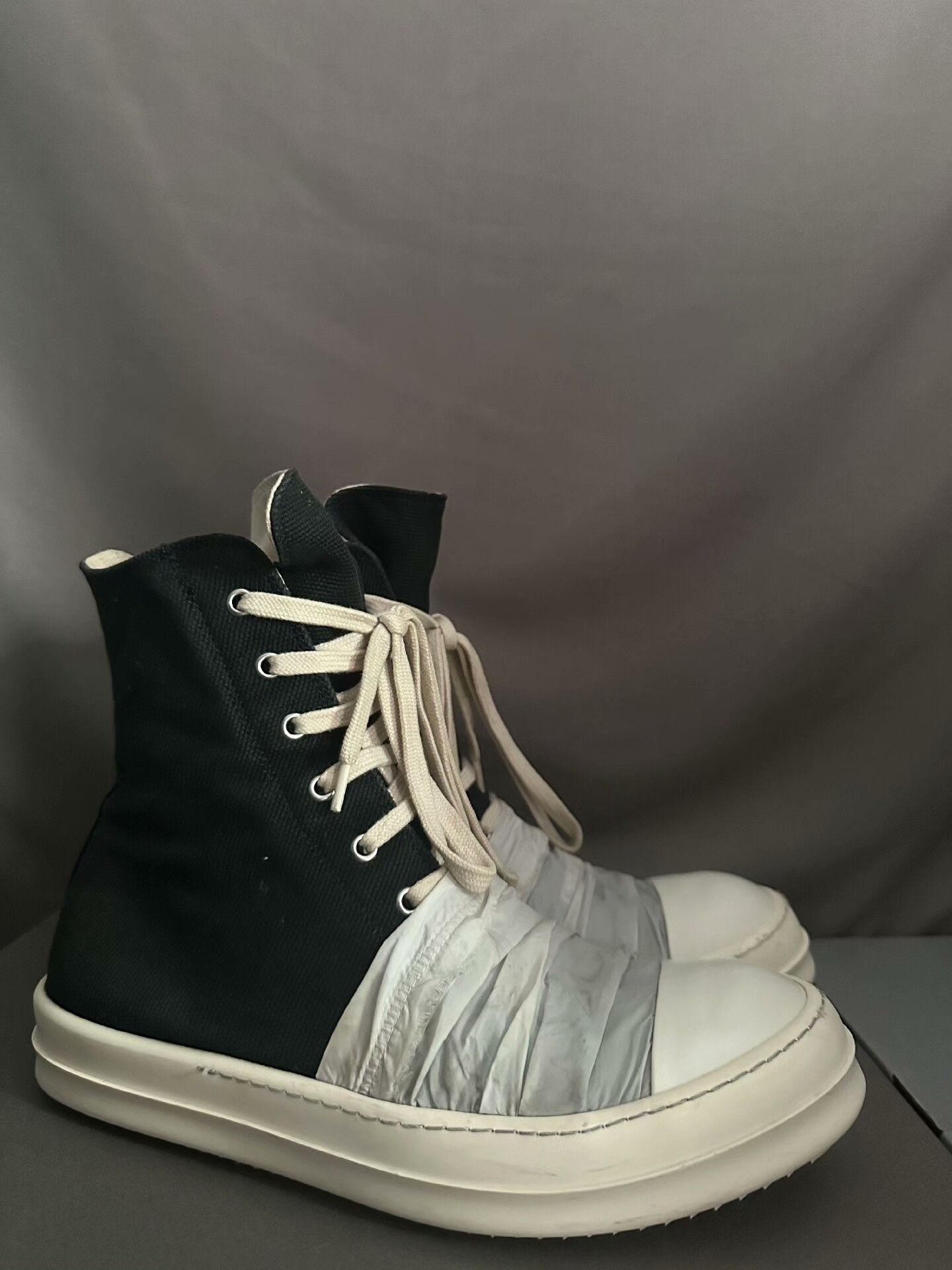 Rick Owens rick owens white lace-up high-top sneakers Size US 9 / EU 42 - 3 Thumbnail