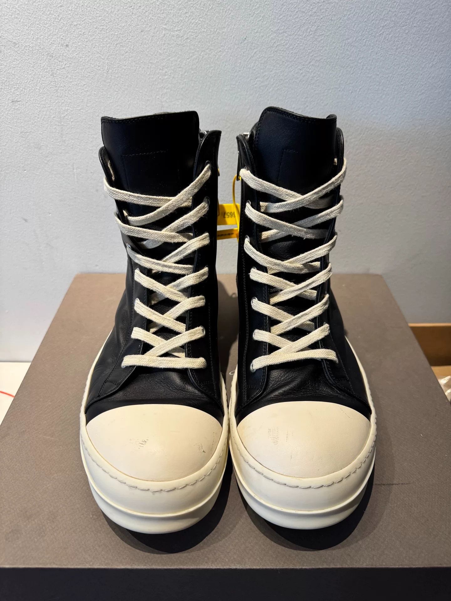 Rick Owens rick owens high-top leather sneakers size 44 Size US 10 / EU 43 - 2 Thumbnail