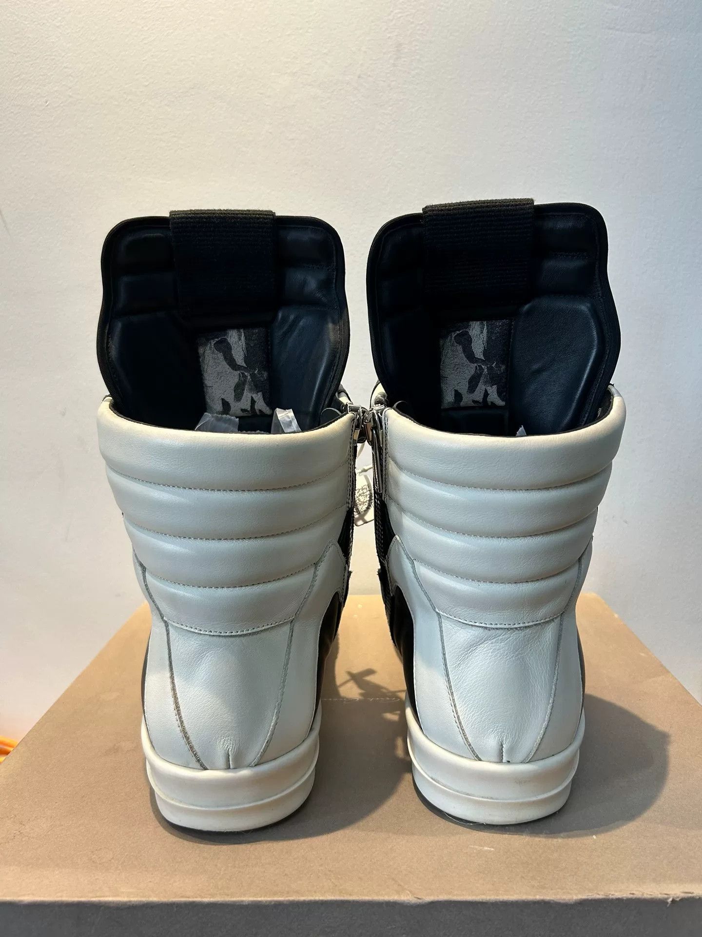 Rick Owens rick owens black high-top sneakers size 44 Size US 10 / EU 43 - 4 Thumbnail