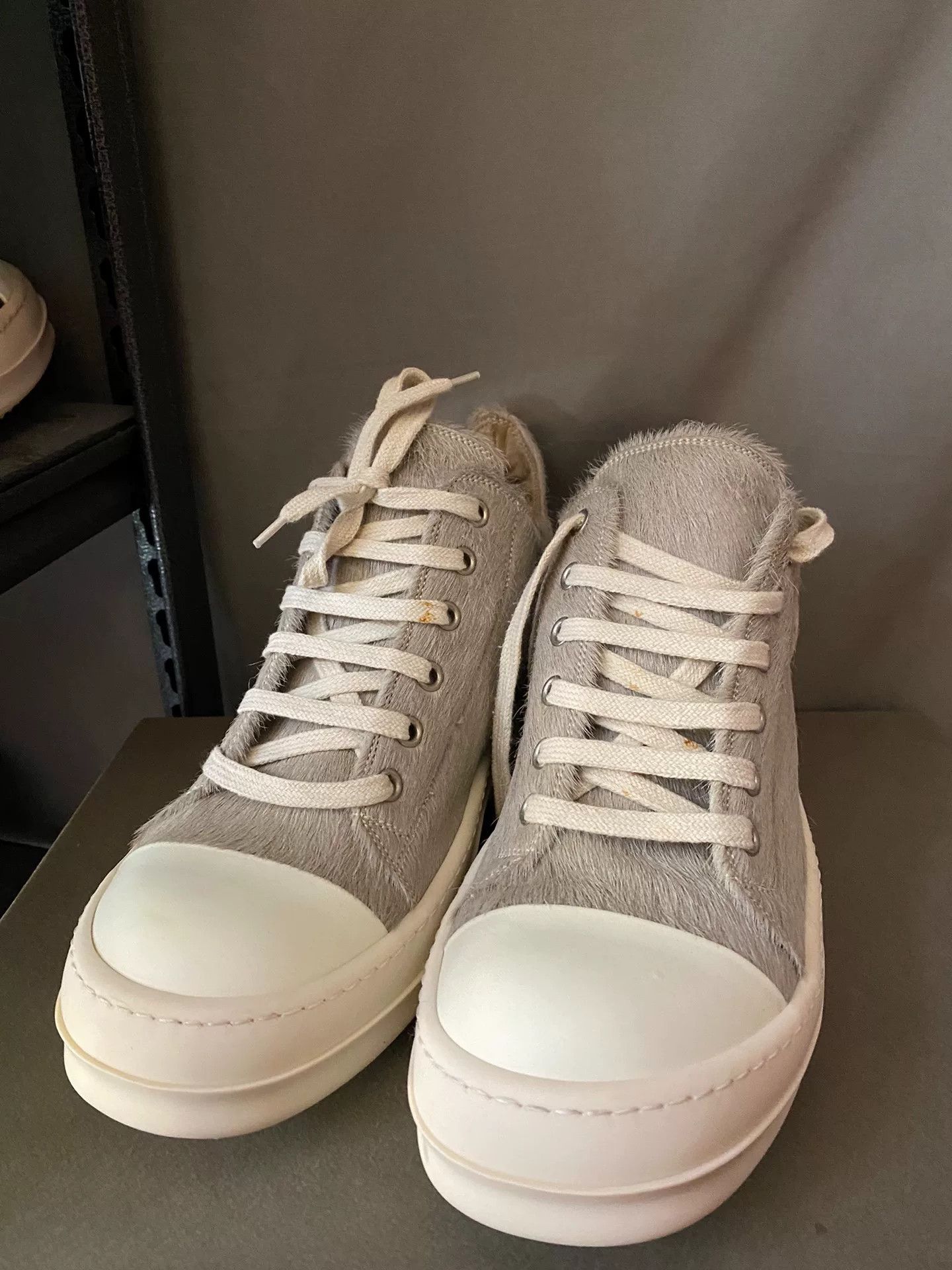 Rick Owens rick owens gray hair calf leather sneakers Size US 7.5 / EU 40-41 - 2 Thumbnail