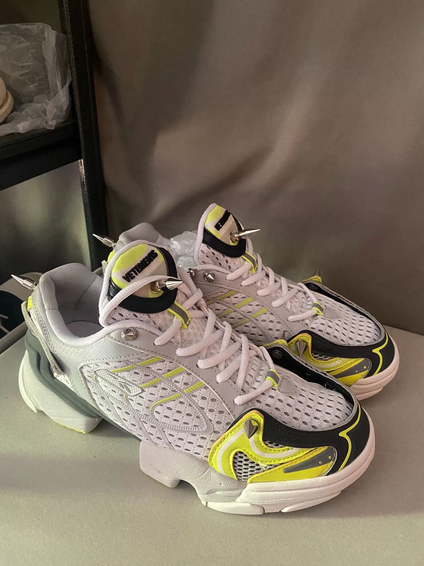 Vetements vetements reebok runway sneaker size 40 Size US 11.5 / EU 44-45 - 3 Thumbnail