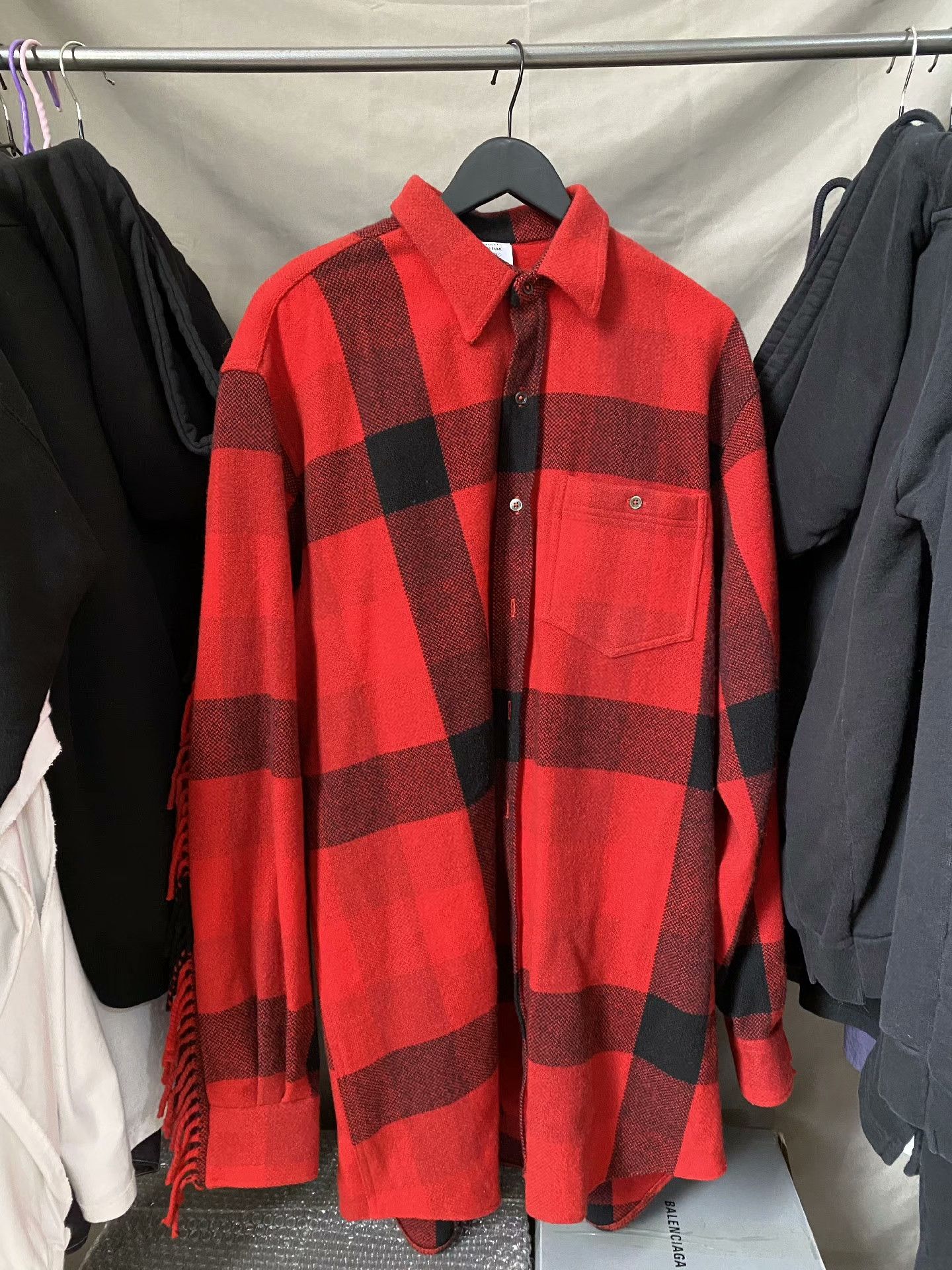 Vetements vetements fringed wool shirt from 19fw collection Size XS / US 0-2 / IT 36-38 - 4 Thumbnail