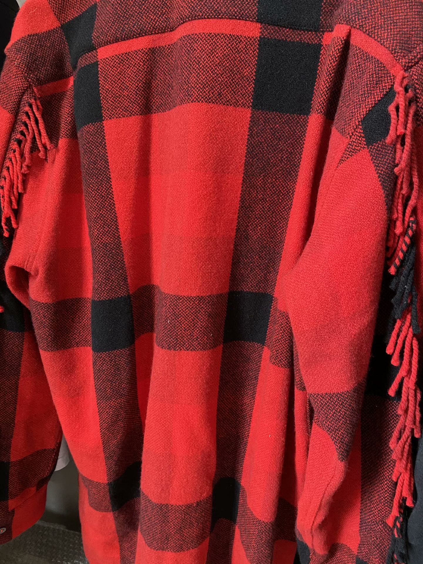 Vetements vetements fringed wool shirt from 19fw collection Size XS / US 0-2 / IT 36-38 - 2 Thumbnail