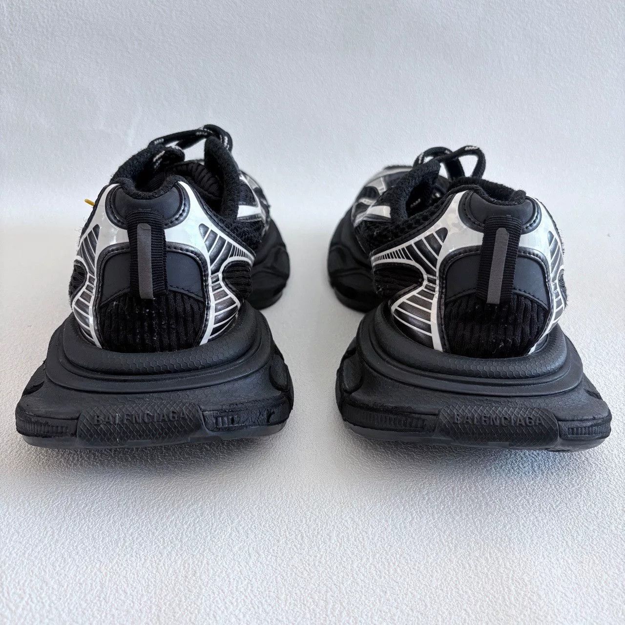 Balenciaga balenciaga 3xl low-top dad sneakers black silver Size US 10 / EU 43 - 5 Thumbnail