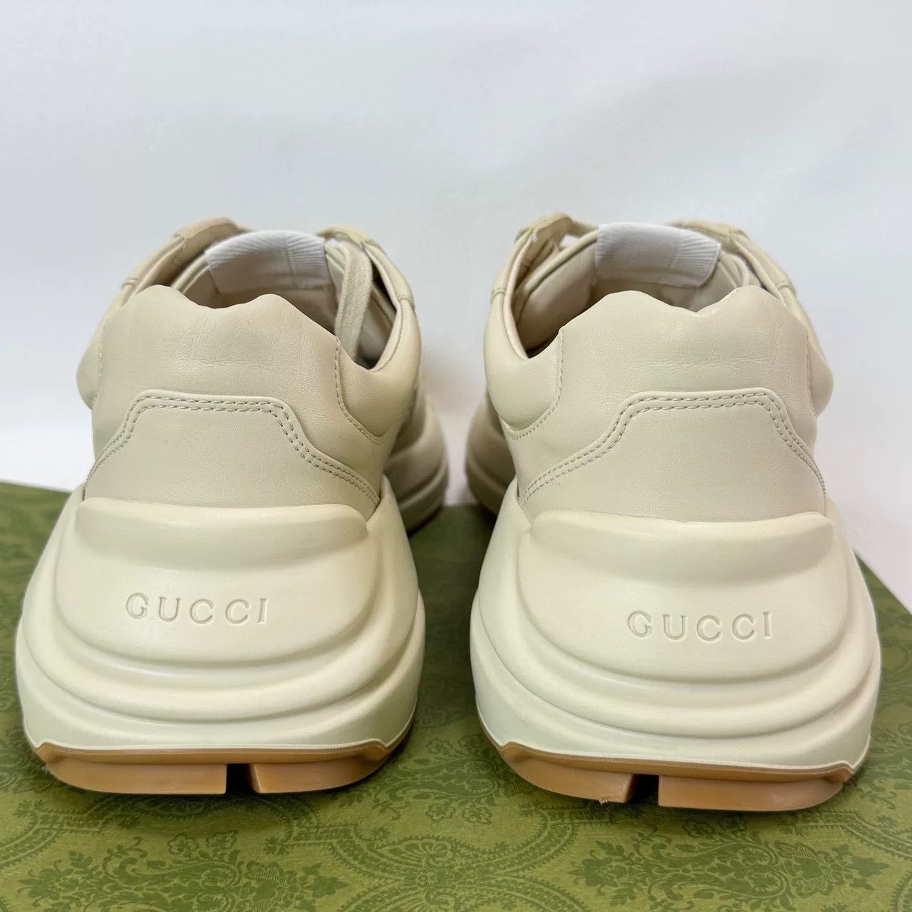 Gucci gucci 25 logo dad sneakers beige navy Size US 6.5 / EU 39-40 - 4 Thumbnail