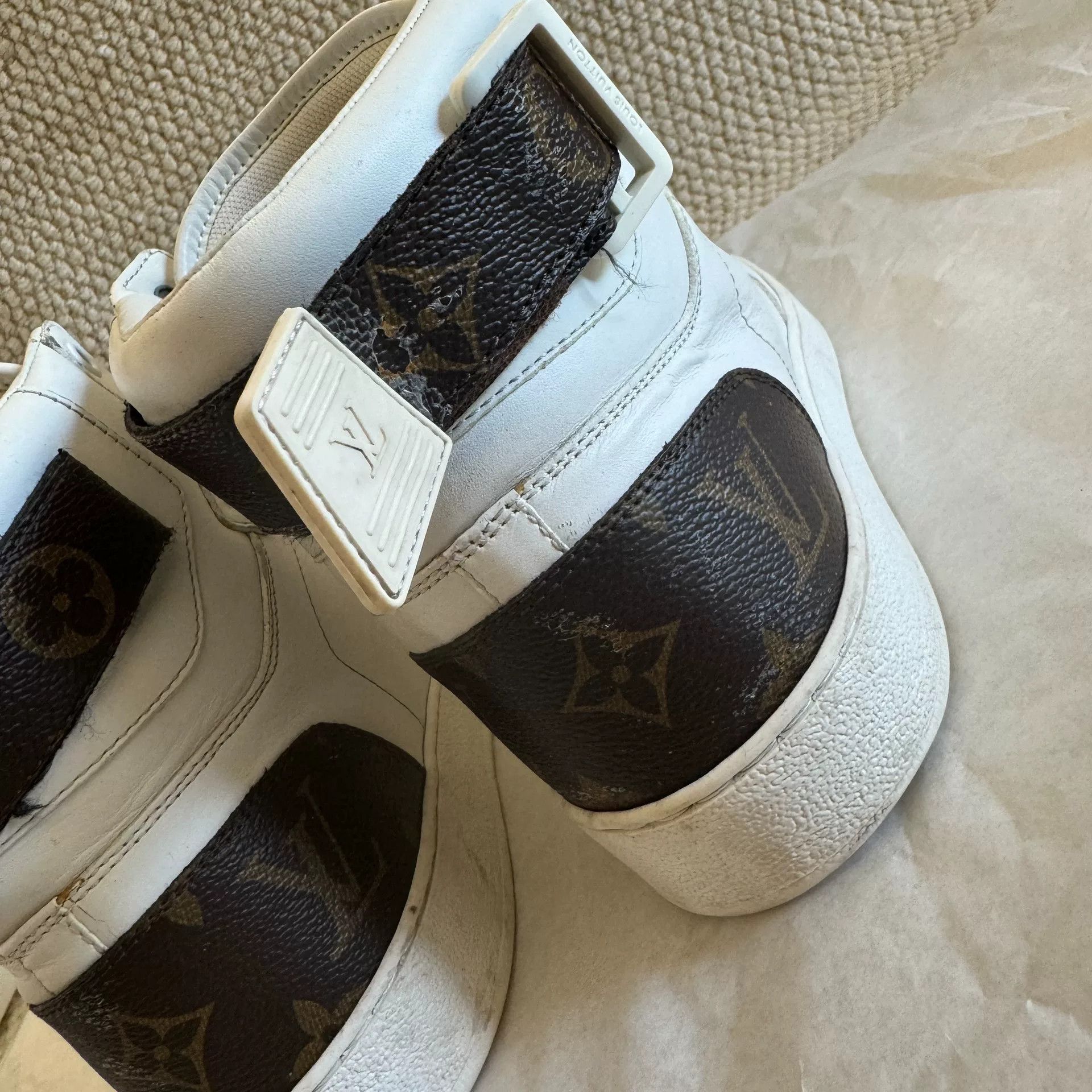 Louis Vuitton louis vuitton high-top fashion casual shoes Size US 5.5 / EU 38 - 7 Thumbnail
