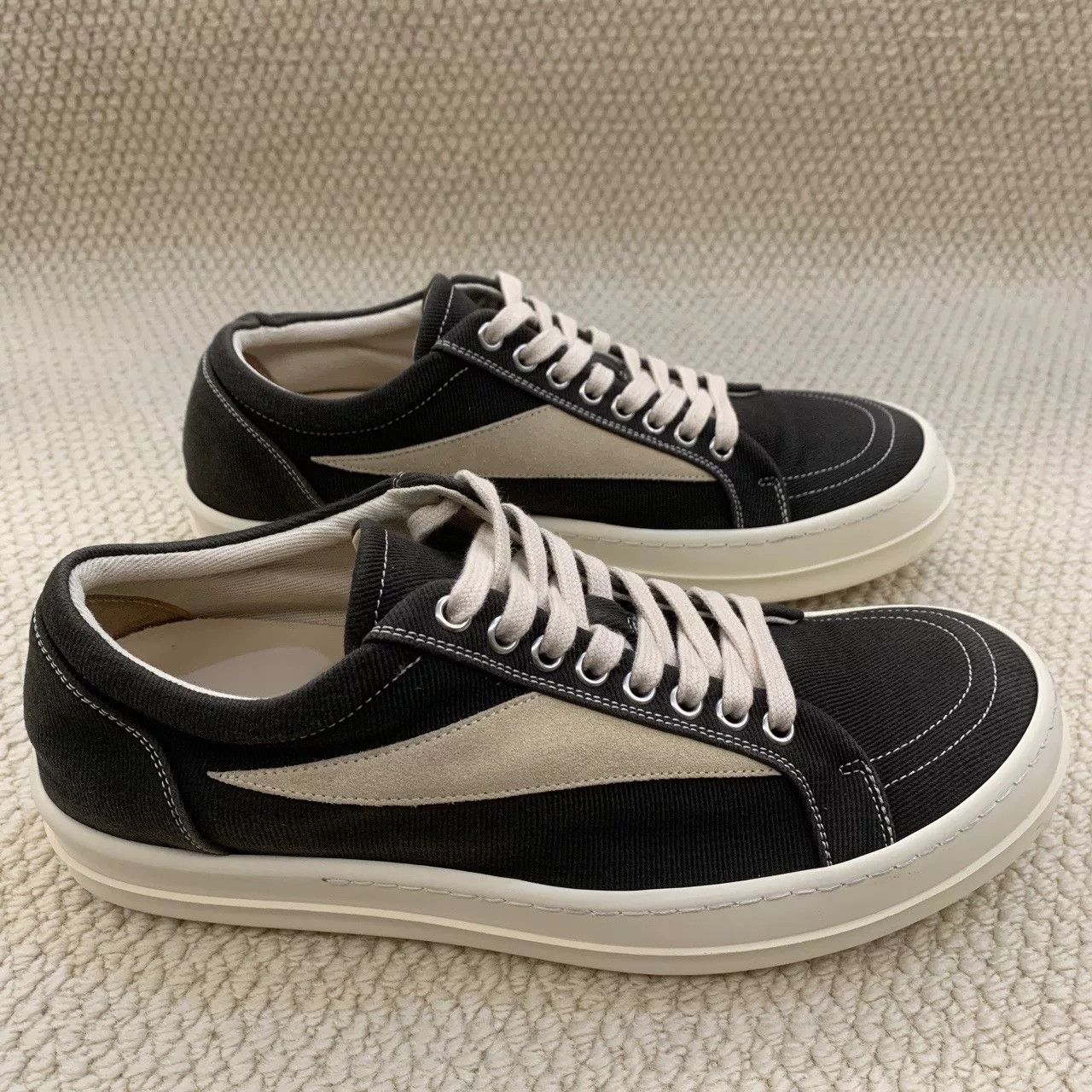 Rick Owens rick owens drkshdw low-top canvas sneakers Size US 8 / EU 41 - 3 Thumbnail