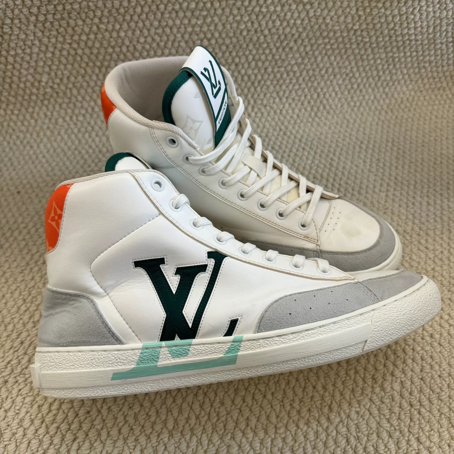 Louis Vuitton louis vuitton high-top sneakers in white gray Size US 9 / EU 42 - 3 Thumbnail