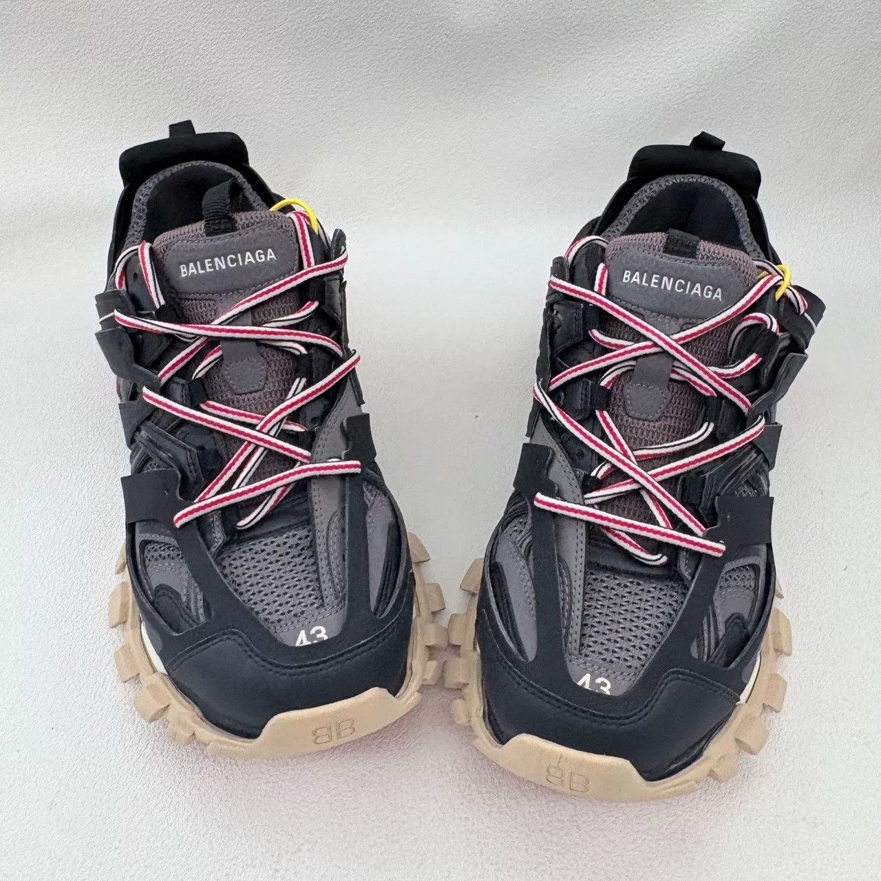 Balenciaga balenciaga men's track shoes black red color Size US 10 / EU 43 - 3 Thumbnail