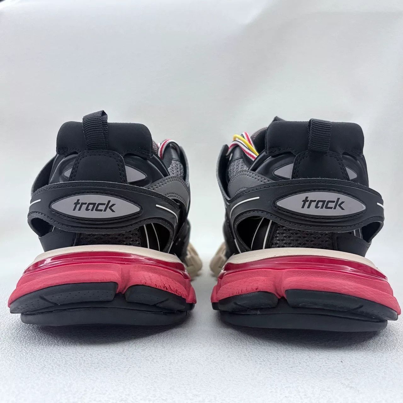 Balenciaga balenciaga men's track shoes black red color Size US 10 / EU 43 - 5 Thumbnail
