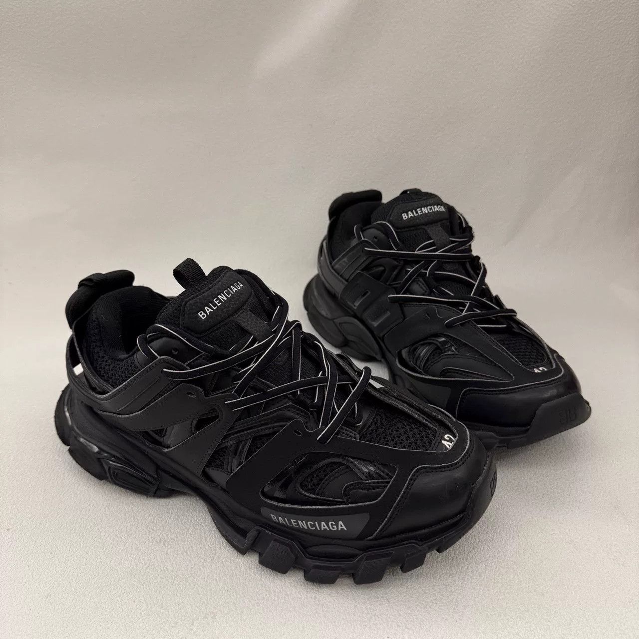 Balenciaga balenciaga track 1.0 black sneakers for men Size US 9 / EU 42 - 3 Thumbnail
