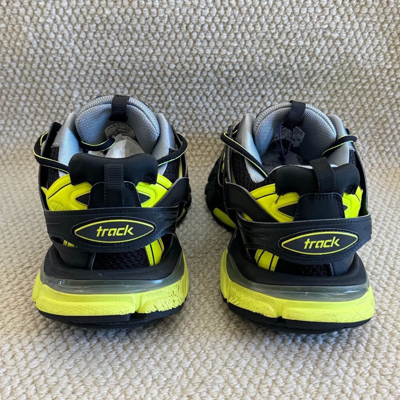 Balenciaga balenciaga track 1.0 low-top dad shoes Size US 10 / EU 43 - 4 Thumbnail
