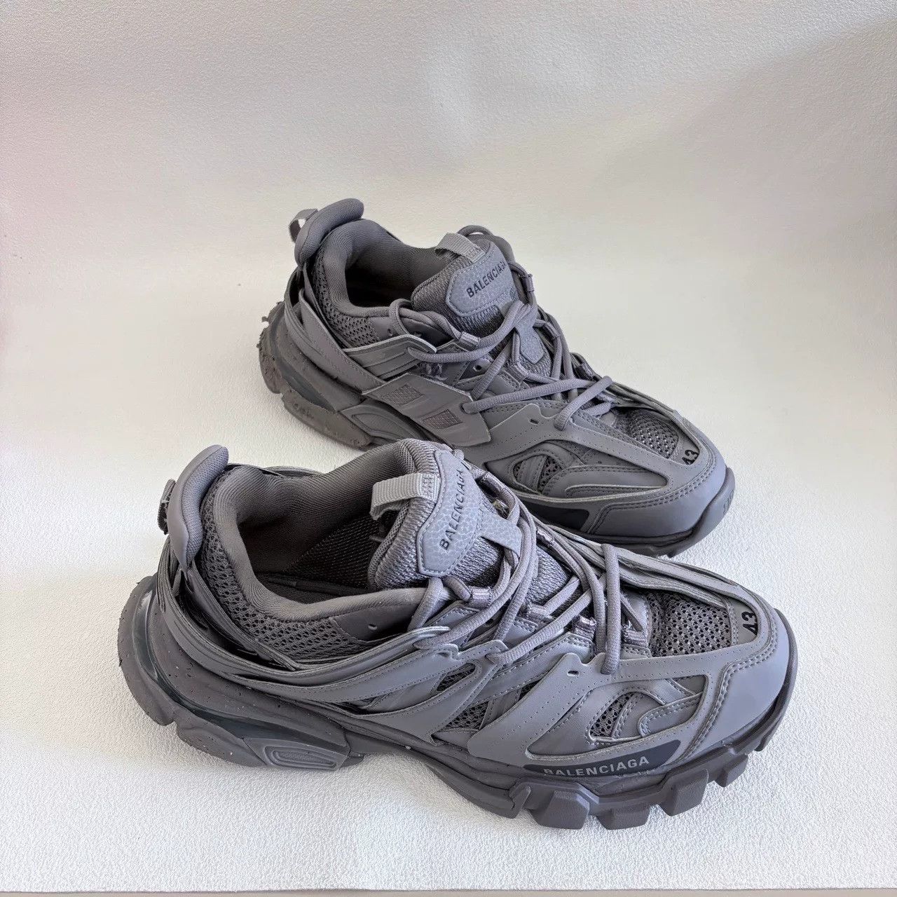 Balenciaga balenciaga track 1.0 sneaker deep gray Size US 10 / EU 43 - 3 Thumbnail