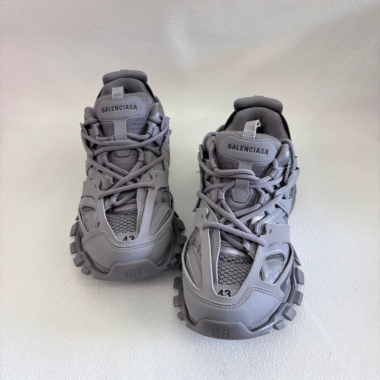 Balenciaga balenciaga track 1.0 sneaker deep gray Size US 10 / EU 43 - 2 Thumbnail