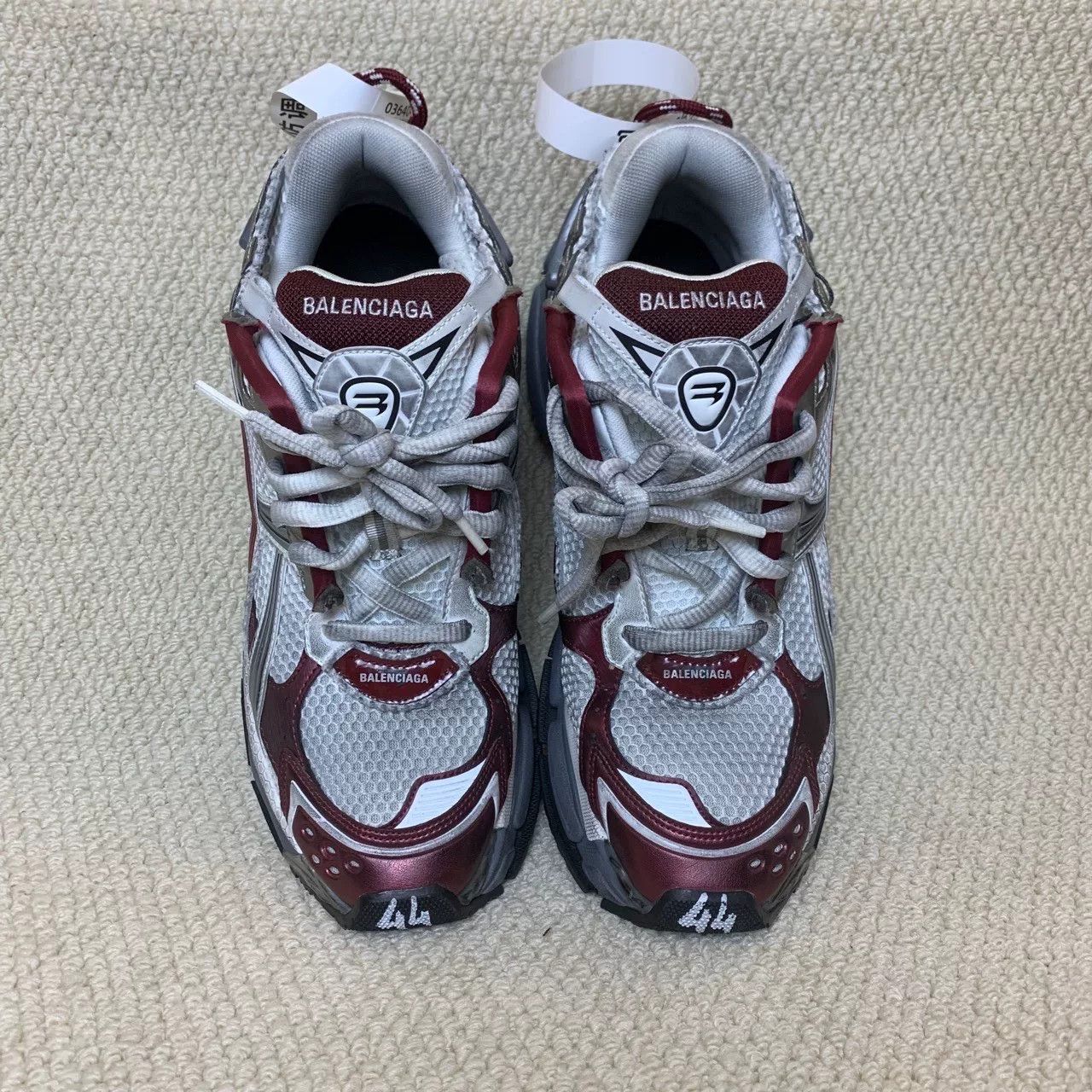 Balenciaga balenciaga runner lifestyle shoes in white gray red Size US 10 / EU 43 - 2 Thumbnail