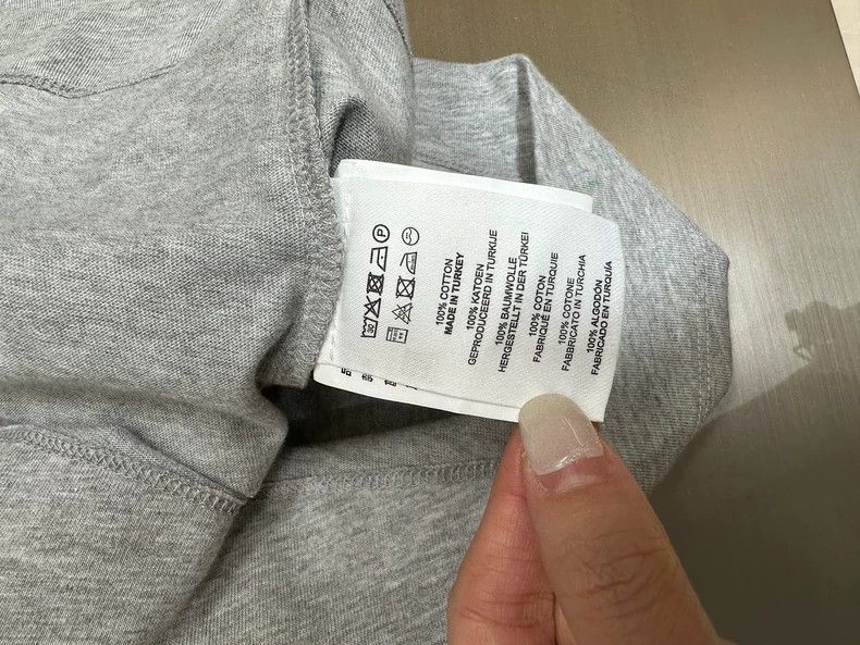 Dries Van Noten Dries Van Noten Long Sleeve T-shirt S Size US S / EU 44-46 / 1 - 5 Thumbnail