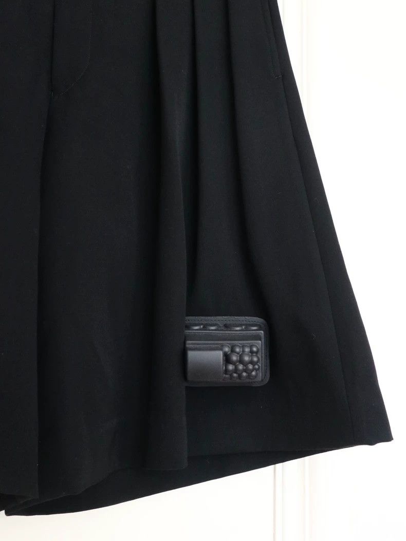 Comme des Garcons Comme des Garcons Black Pleated Toy Shorts Size US 36 / EU 52 - 5 Thumbnail
