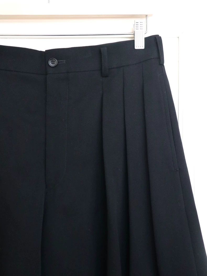 Comme des Garcons Comme des Garcons Black Pleated Toy Shorts Size US 36 / EU 52 - 4 Thumbnail