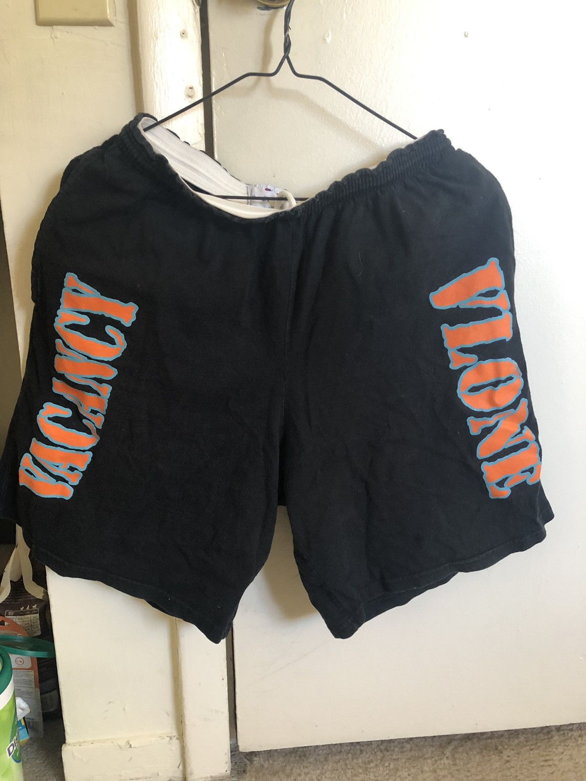 VLONE × No Vacancy Inn No Vacancy Inn × Vlone | Grailed