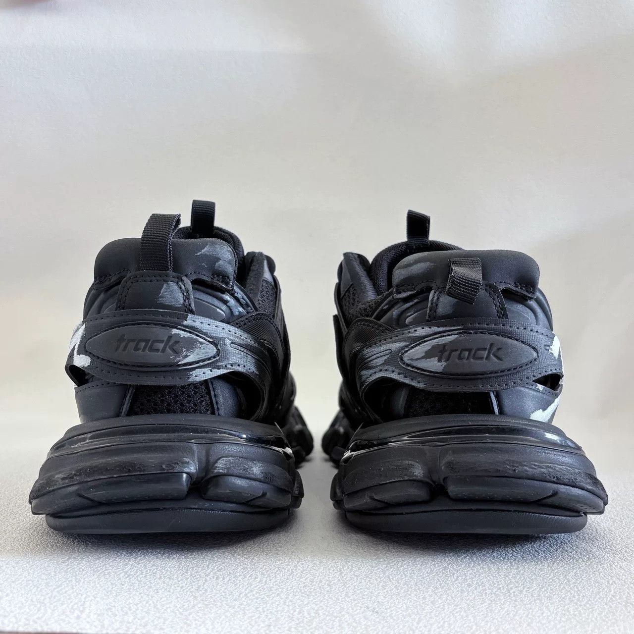 Balenciaga balenciaga track signature black and white sneakers Size US 9 / EU 42 - 4 Thumbnail