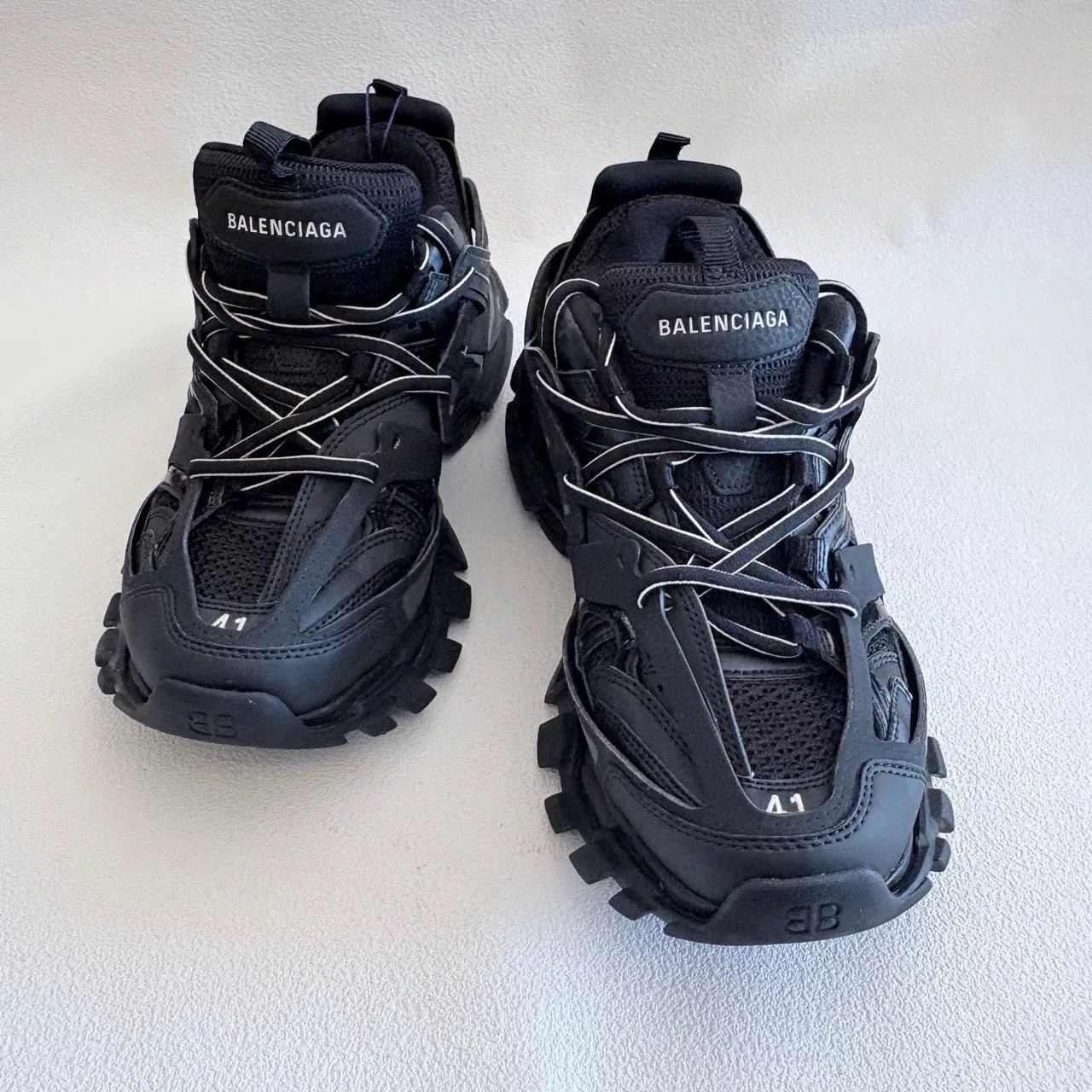 Balenciaga balenciaga track 1.0 low-top sneakers black Size US 8 / EU 41 - 3 Thumbnail