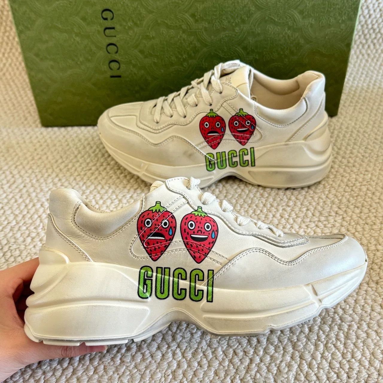 Gucci gucci rhyton sneakers with strawberry print Size US 5.5 / IT 35.5 - 6 Thumbnail