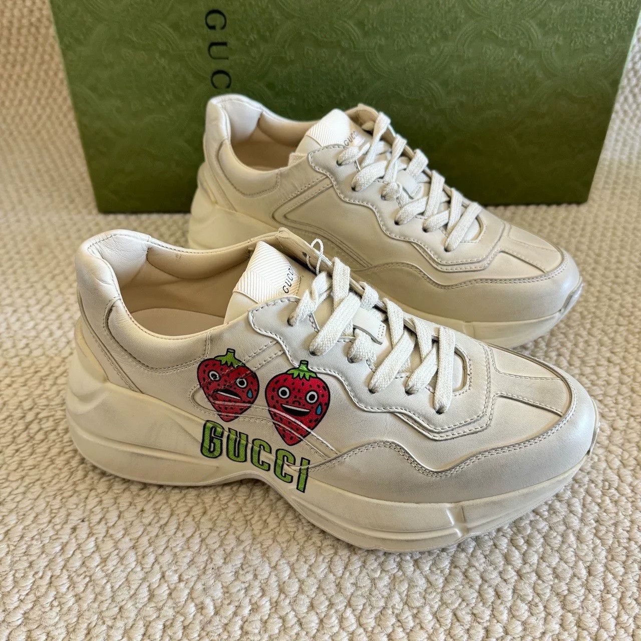 Gucci gucci rhyton sneakers with strawberry print Size US 5.5 / IT 35.5 - 3 Thumbnail