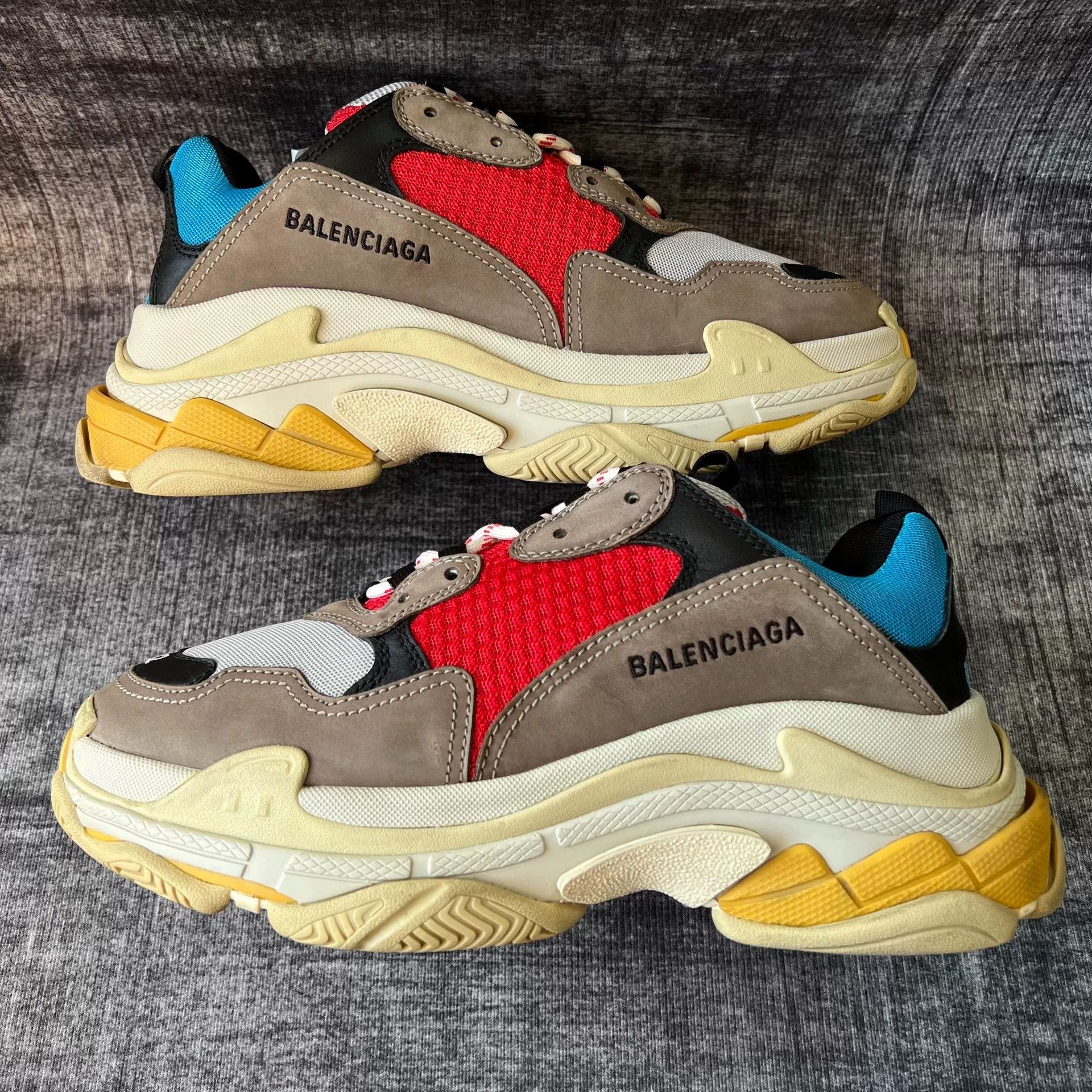 Balenciaga Balenciaga Triple S Red Blue Grey Sneakers Size US 10 / EU 43 - 3 Thumbnail