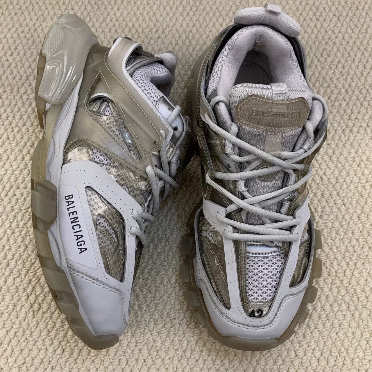 Balenciaga balenciaga track low-top dad sneakers grey white Size US 9 / EU 42 - 5 Thumbnail