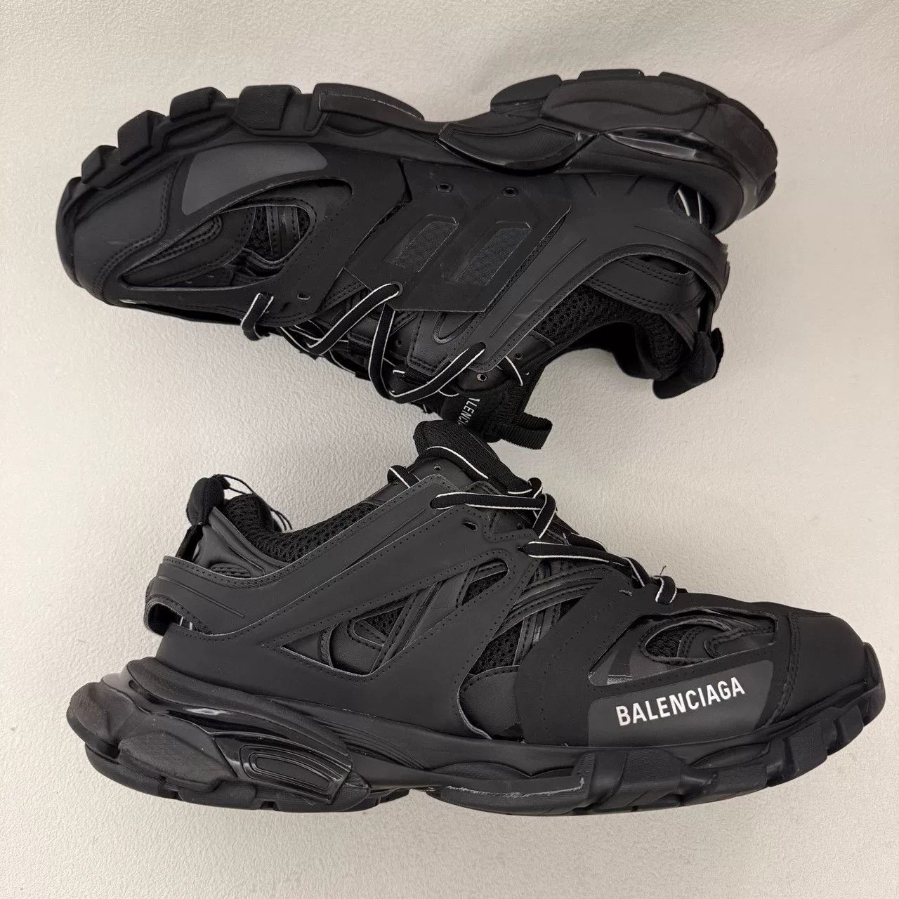 Balenciaga balenciaga track 1.0 black sneakers for men Size US 10 / EU 43 - 7 Thumbnail