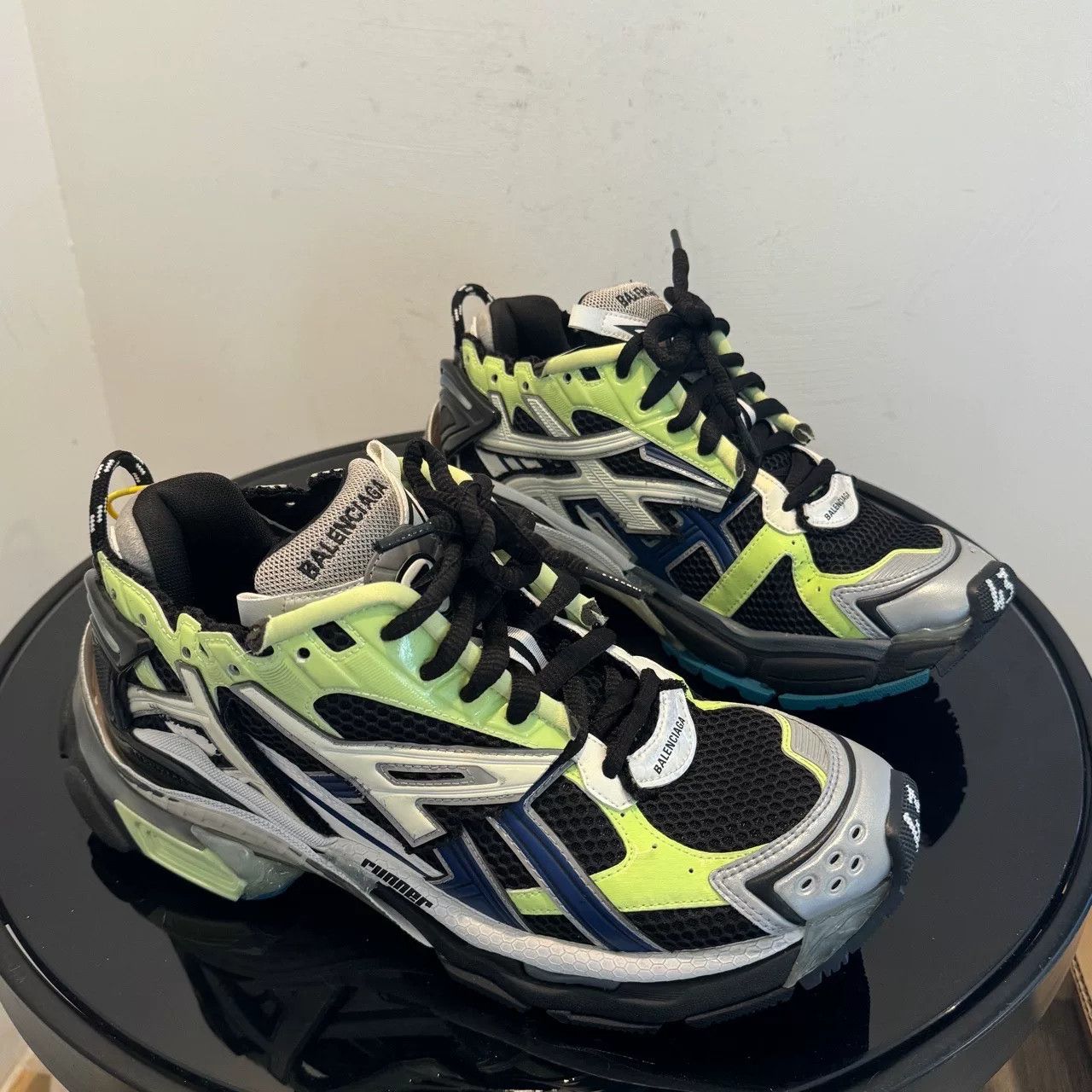 Balenciaga balenciaga runner low-top casual sneakers Size US 10 / EU 43 - 3 Thumbnail