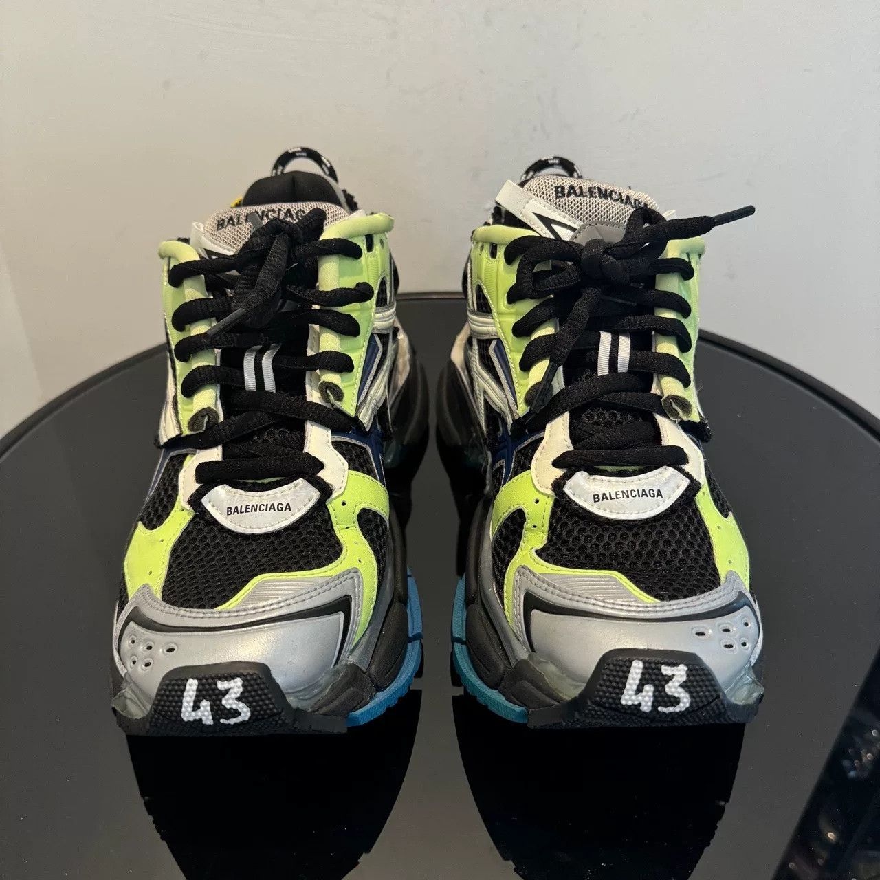 Balenciaga balenciaga runner low-top casual sneakers Size US 10 / EU 43 - 2 Thumbnail