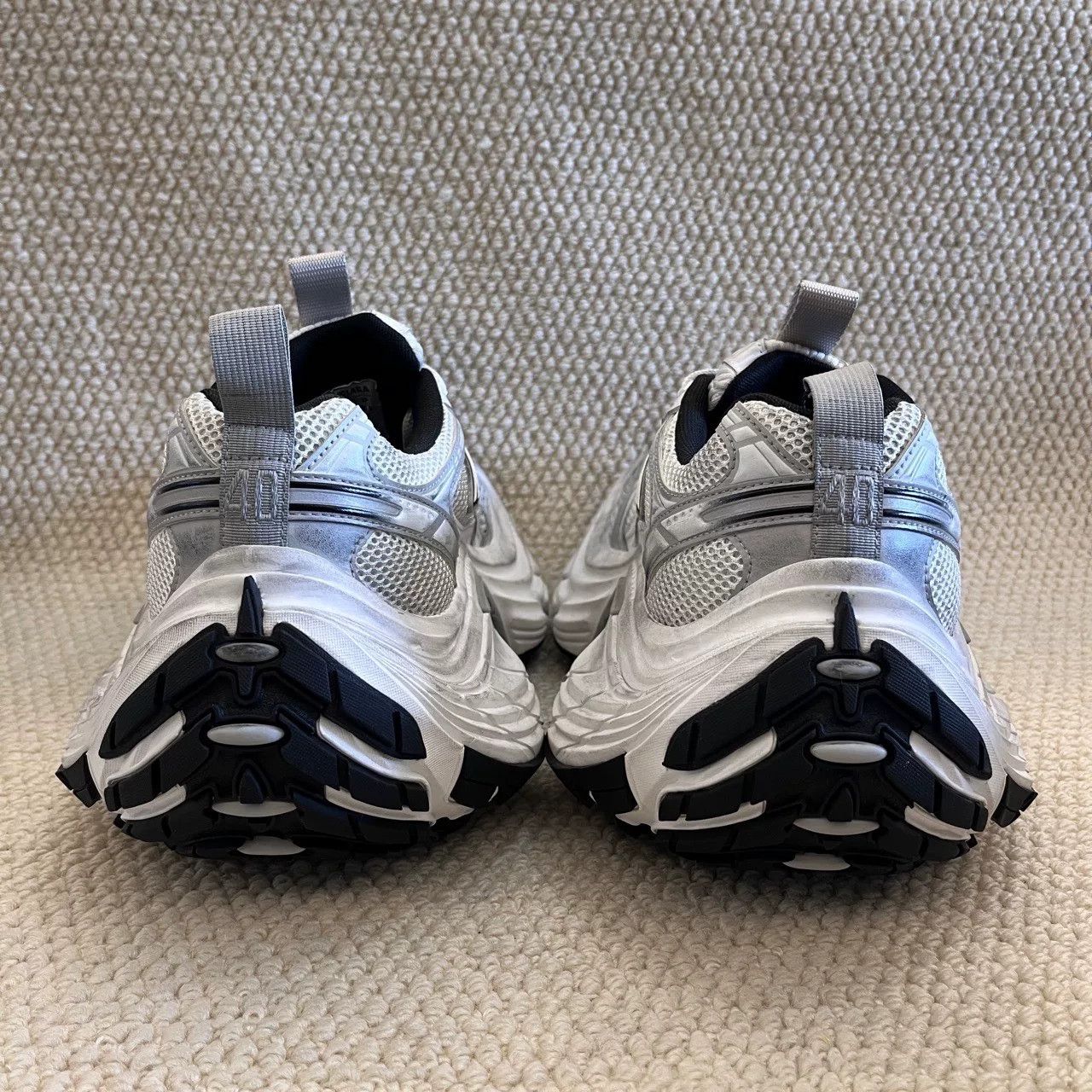 Balenciaga balenciaga 10xl gray low-top dad shoes Size US 10 / EU 43 - 4 Thumbnail