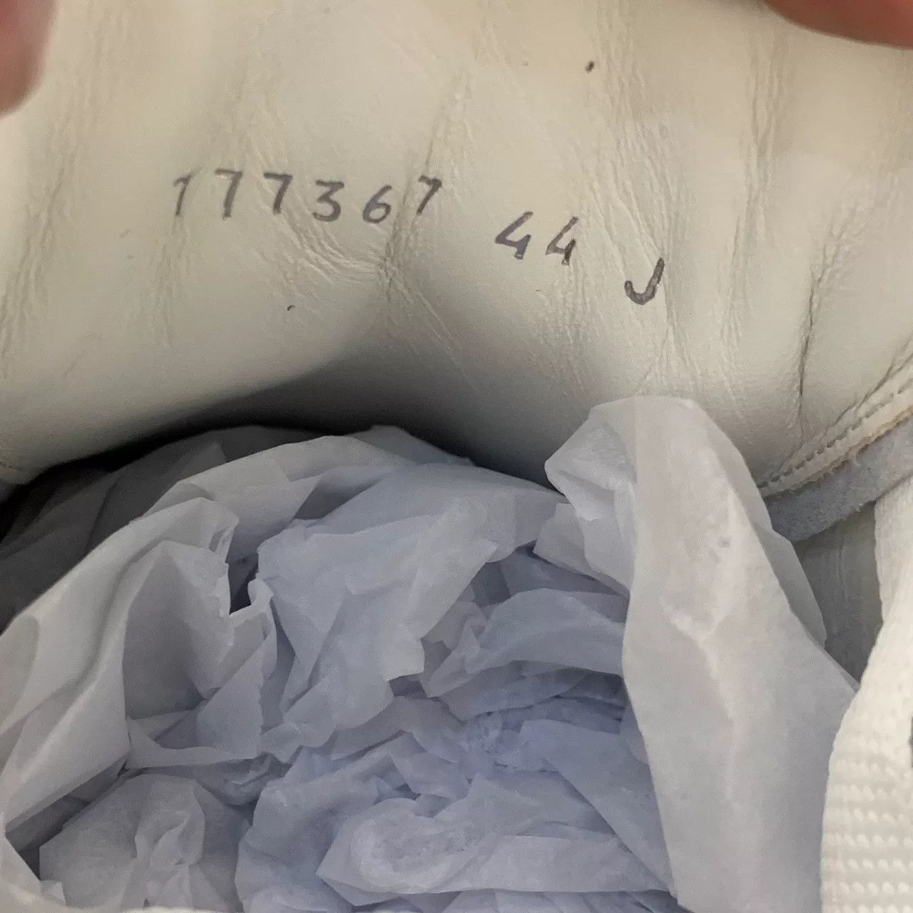 Alexander McQueen alexander mcqueen oversized white low-top sneakers Size US 10 / EU 43 - 4 Thumbnail