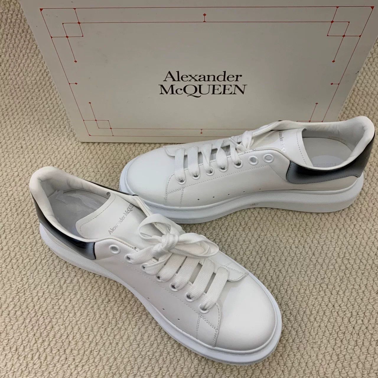 Alexander McQueen alexander mcqueen oversized white low-top sneakers Size US 10 / EU 43 - 8 Thumbnail
