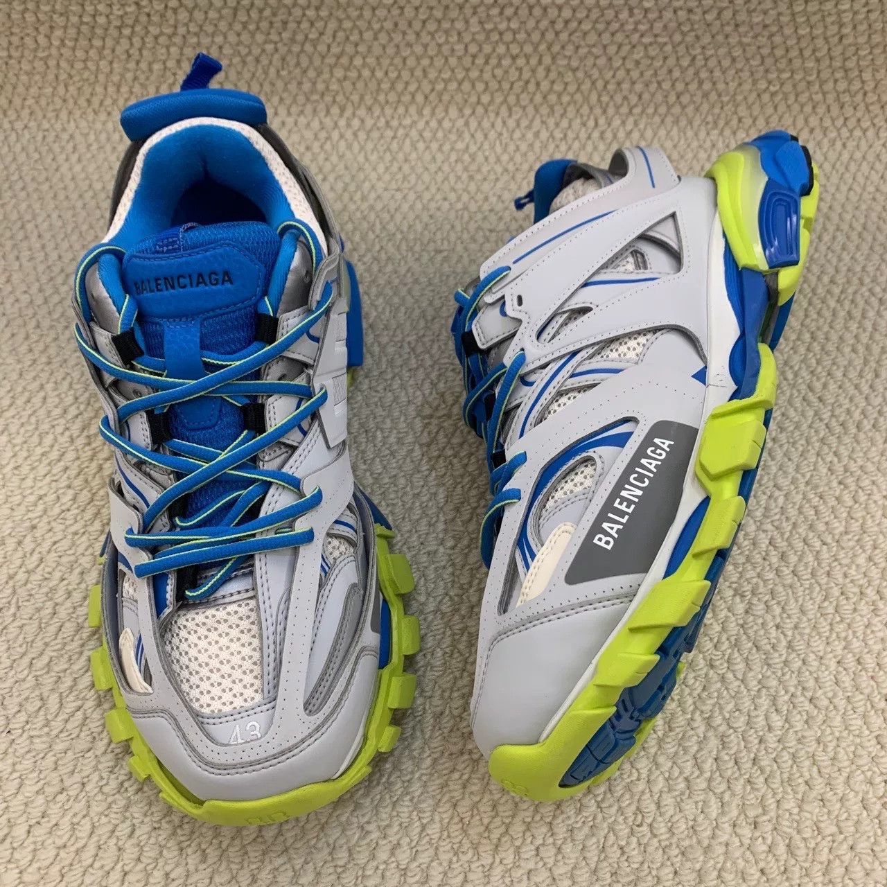 Balenciaga balenciaga track low-top dad shoes gray blue Size US 10 / EU 43 - 3 Thumbnail