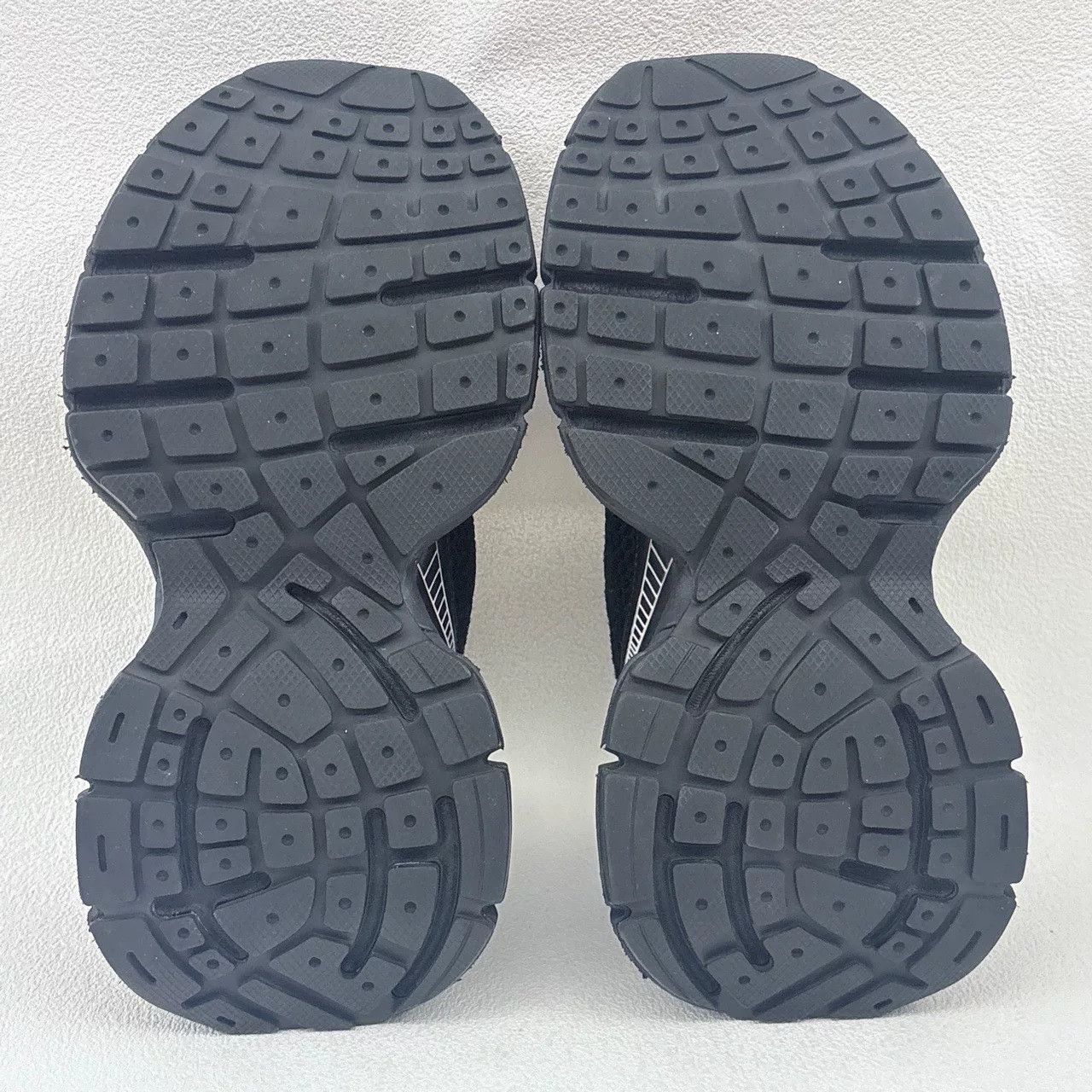 Balenciaga balenciaga thick-soled low-top dad sneakers Size US 6 / IT 36 - 6 Thumbnail