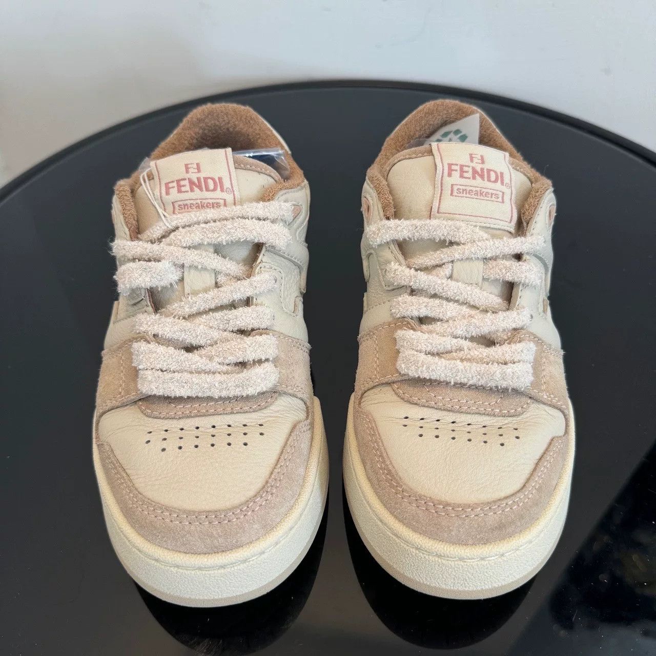 Fendi fendi match pink suede low-top sneakers Size US 5 / IT 35 - 2 Thumbnail