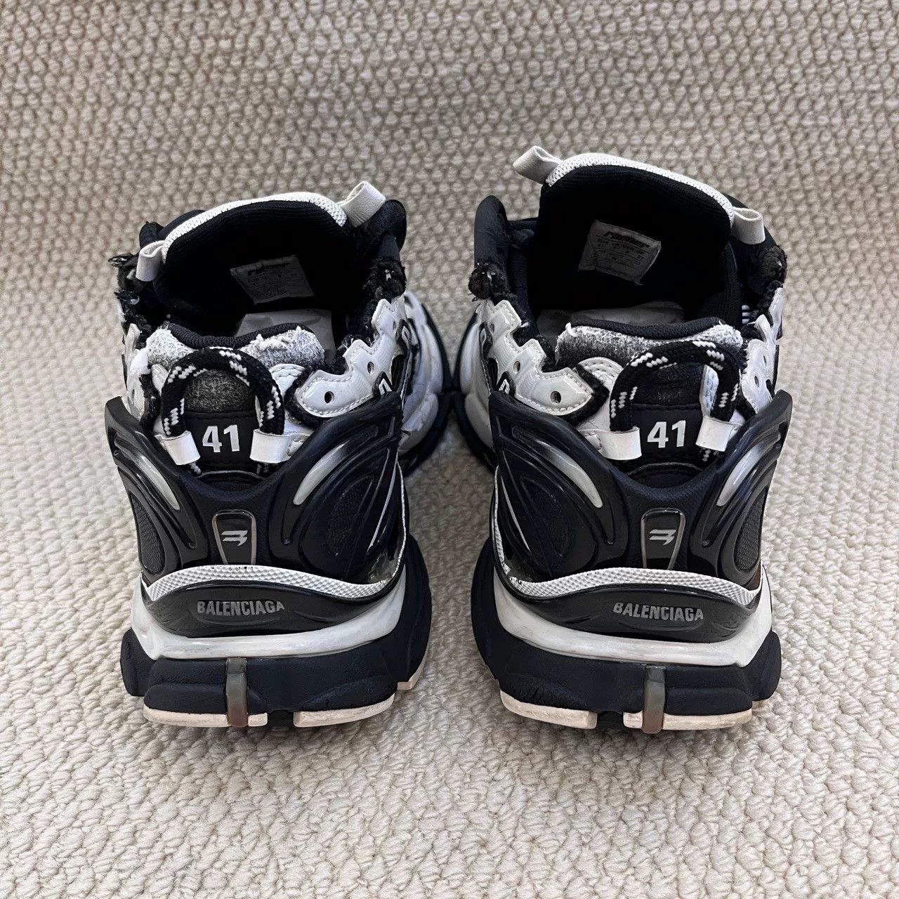 Balenciaga balenciaga runner low-top dad shoes Size US 9 / EU 42 - 4 Thumbnail