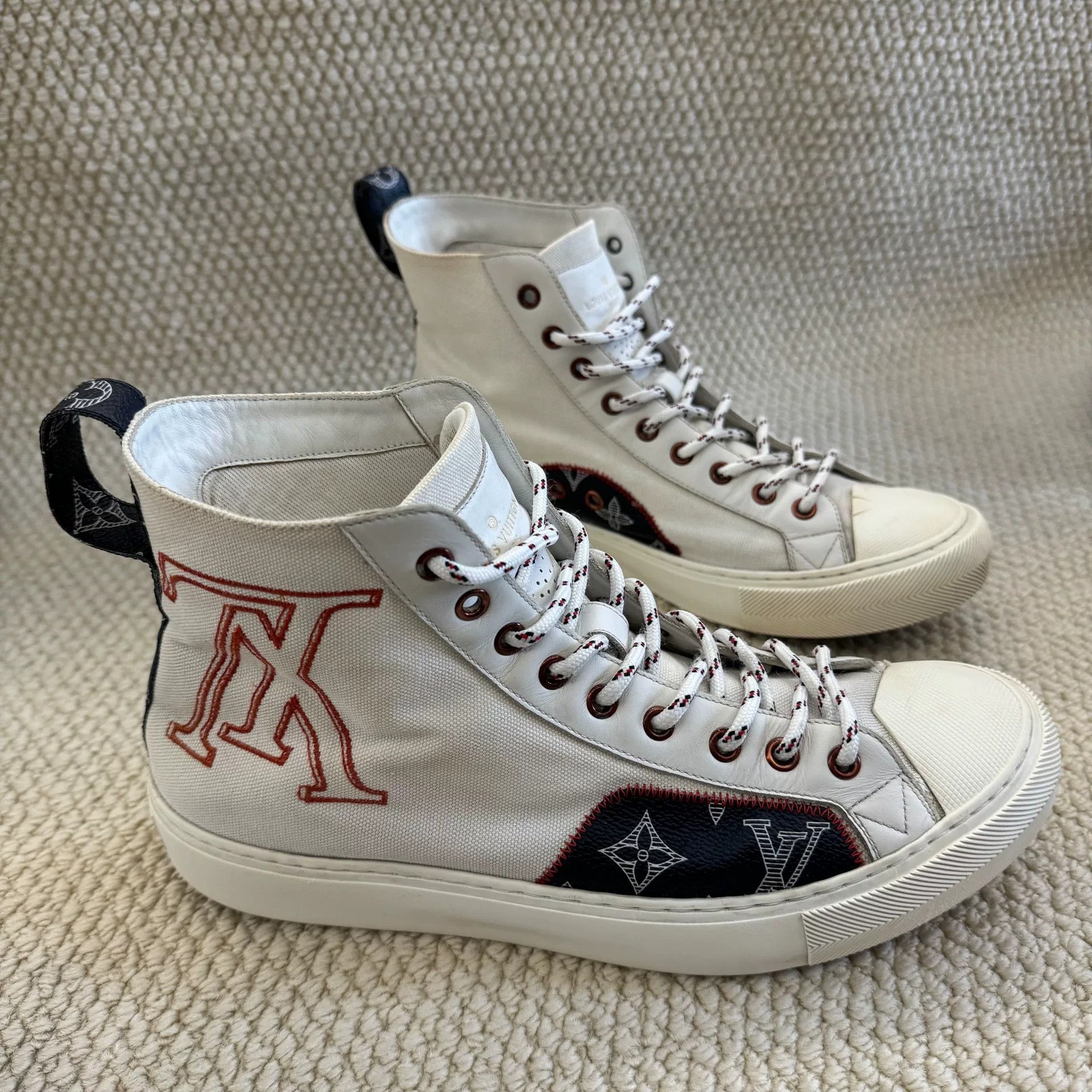 Louis Vuitton louis vuitton tattoo monogram high-top sneakers Size US 7 / EU 40 - 3 Thumbnail