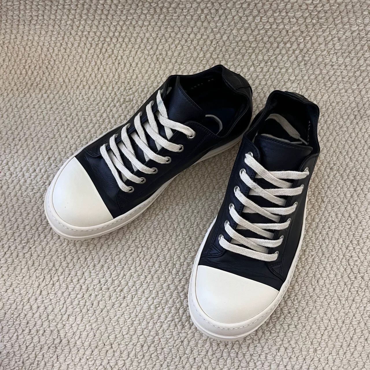Rick Owens rick owens low-top leather sneakers Size US 7 / EU 40 - 9 Thumbnail
